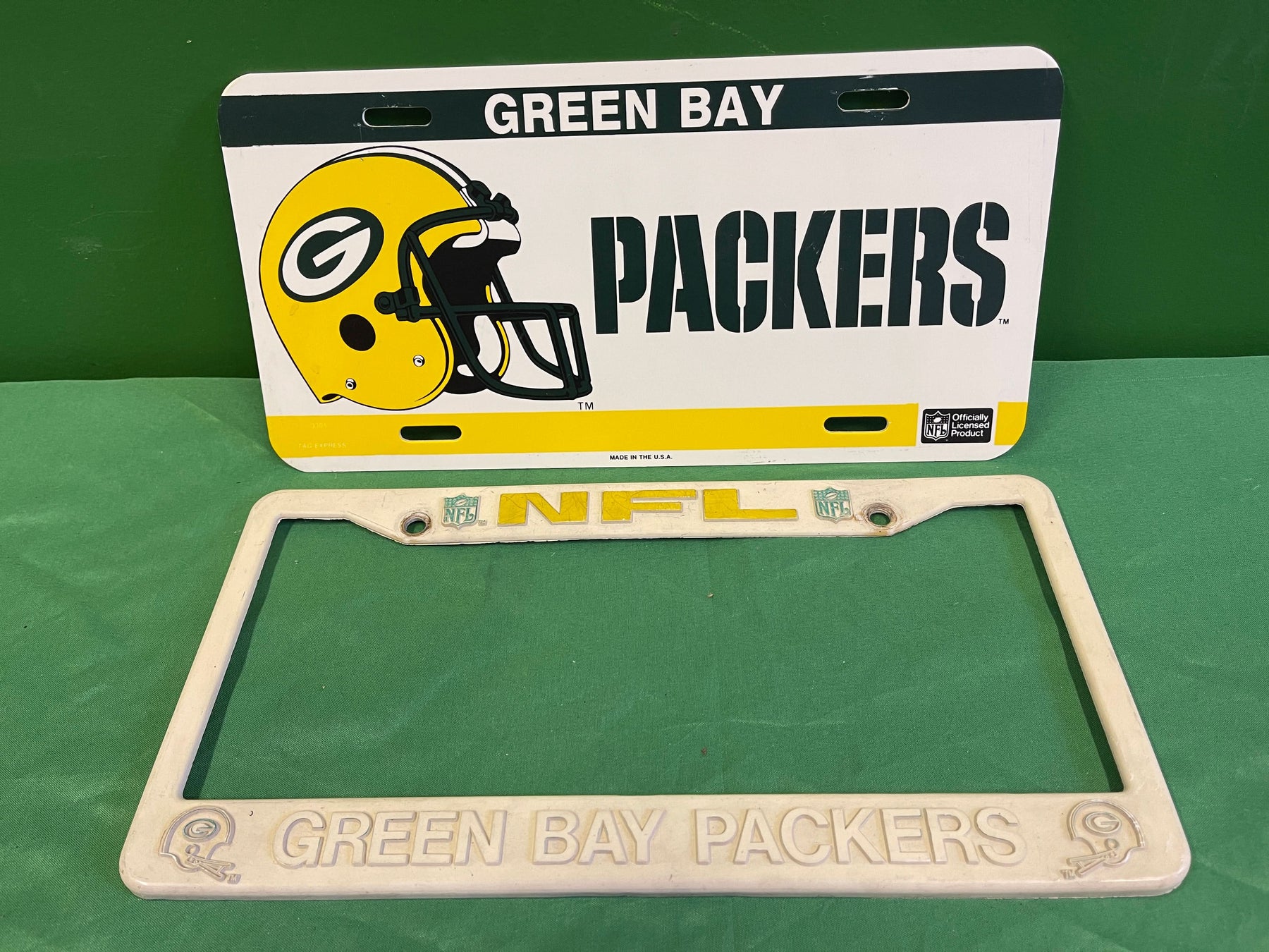 NFL Green Bay Packers Licence Plate Sign & Frame