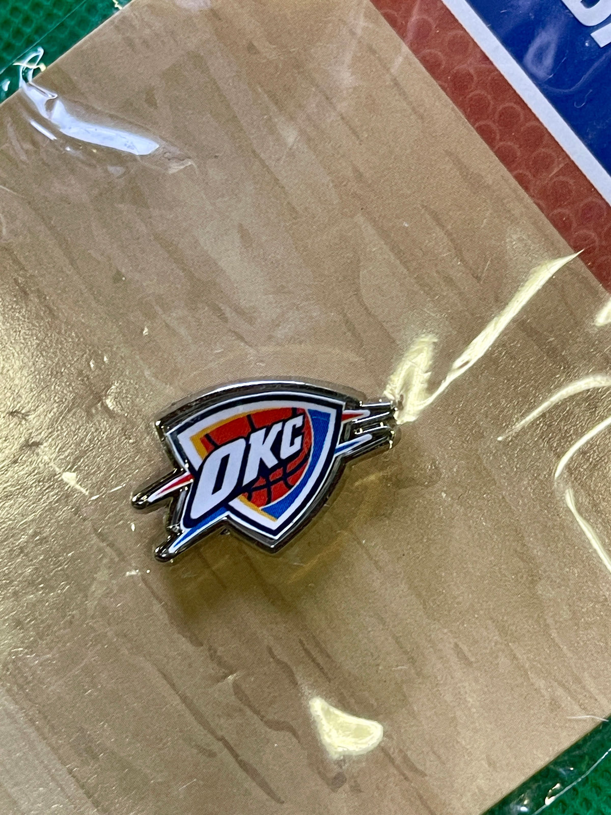 NBA Oklahoma City Thunder Fanatics Metal Lapel Pin Badge NWT