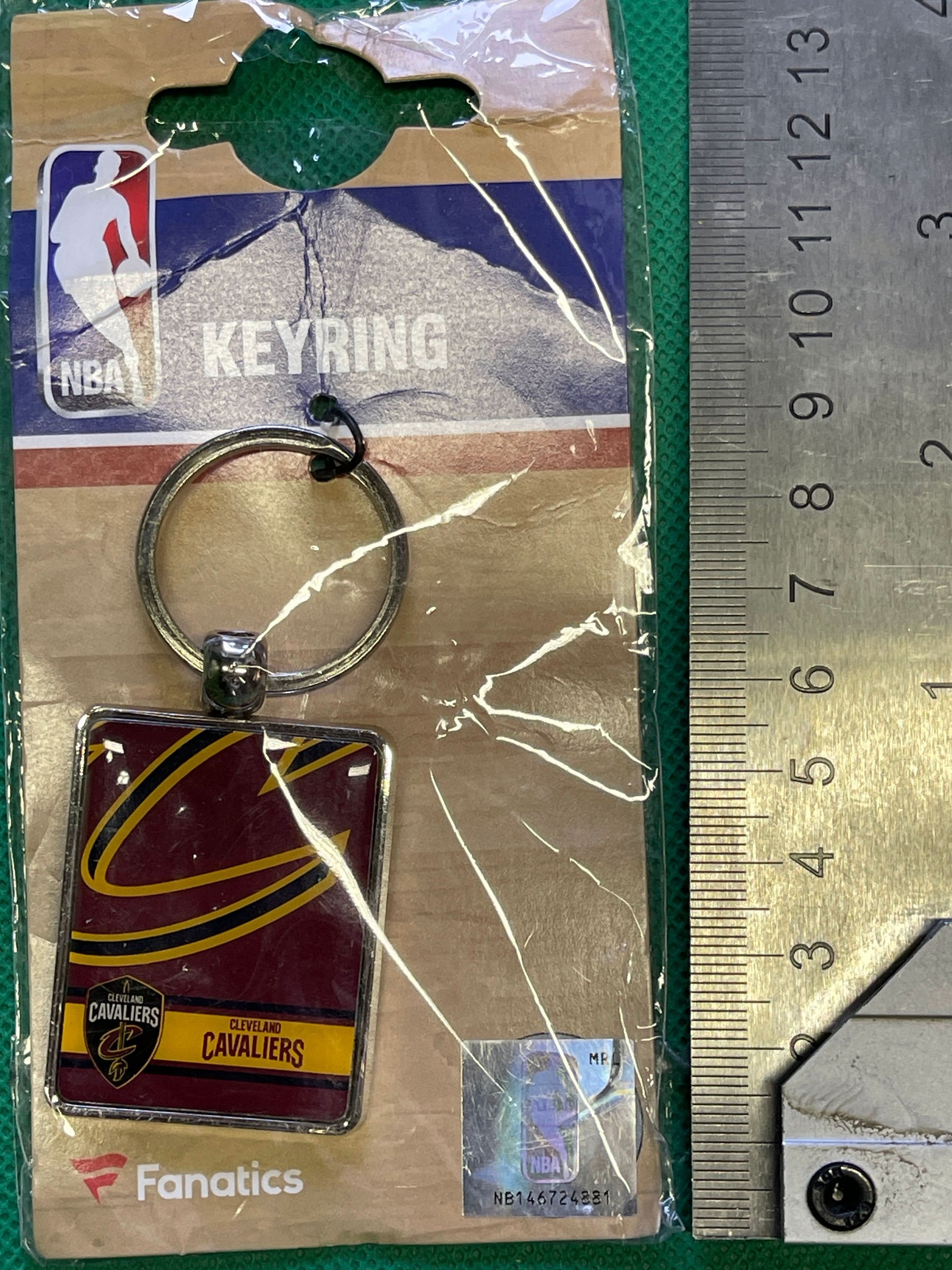 NBA Cleveland Cavaliers Metal Keyring/Key Chain NWT