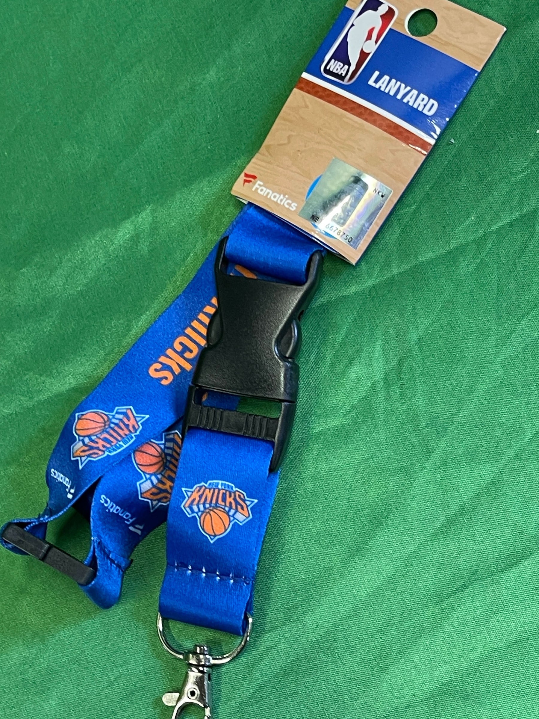 NBA New York Knicks Fanatics Blue Combination Lanyard Key Clip NWT