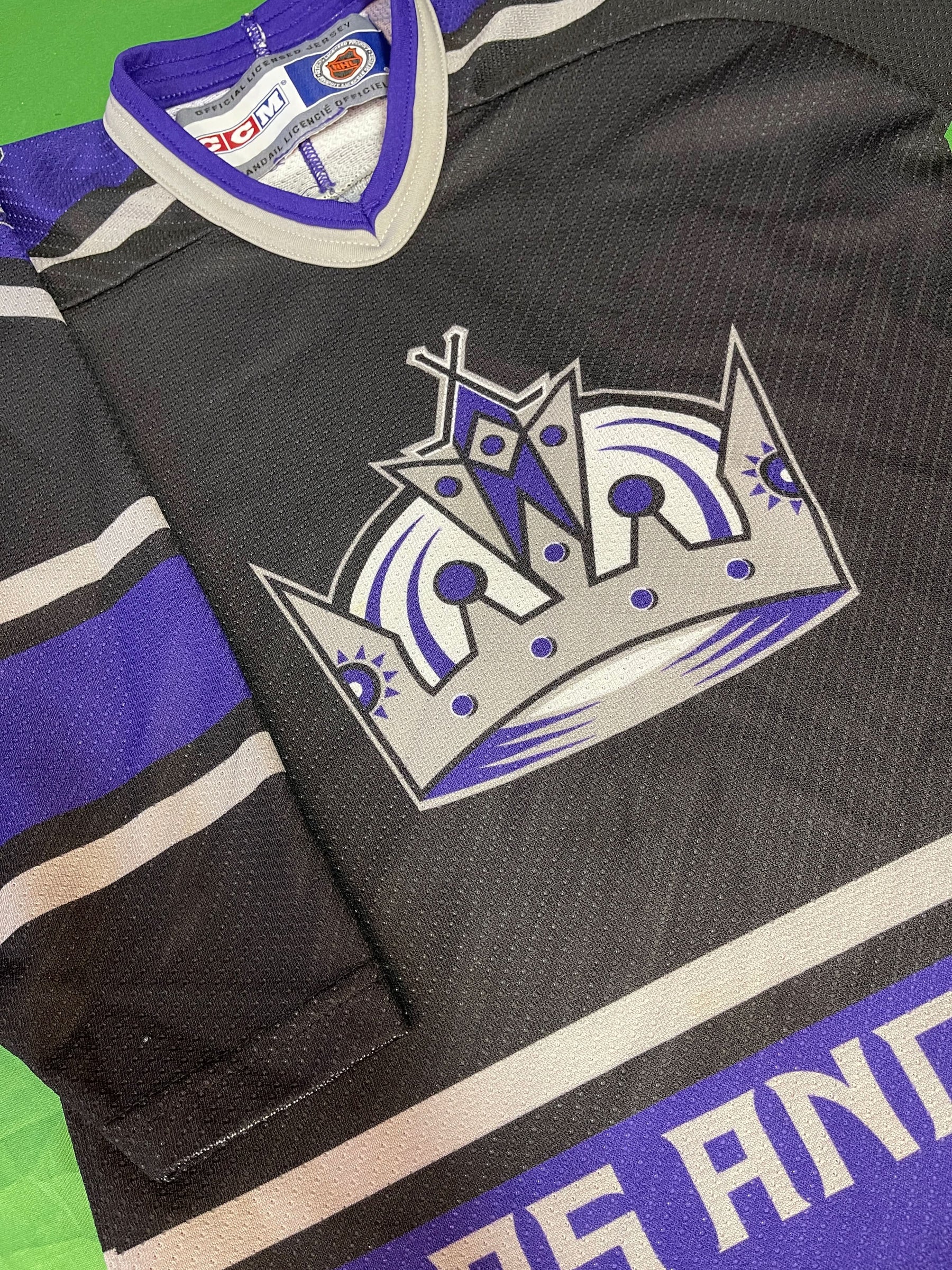 NHL Los Angeles Kings CCM Sublimated Jersey Child OSFM 6-10 appx.