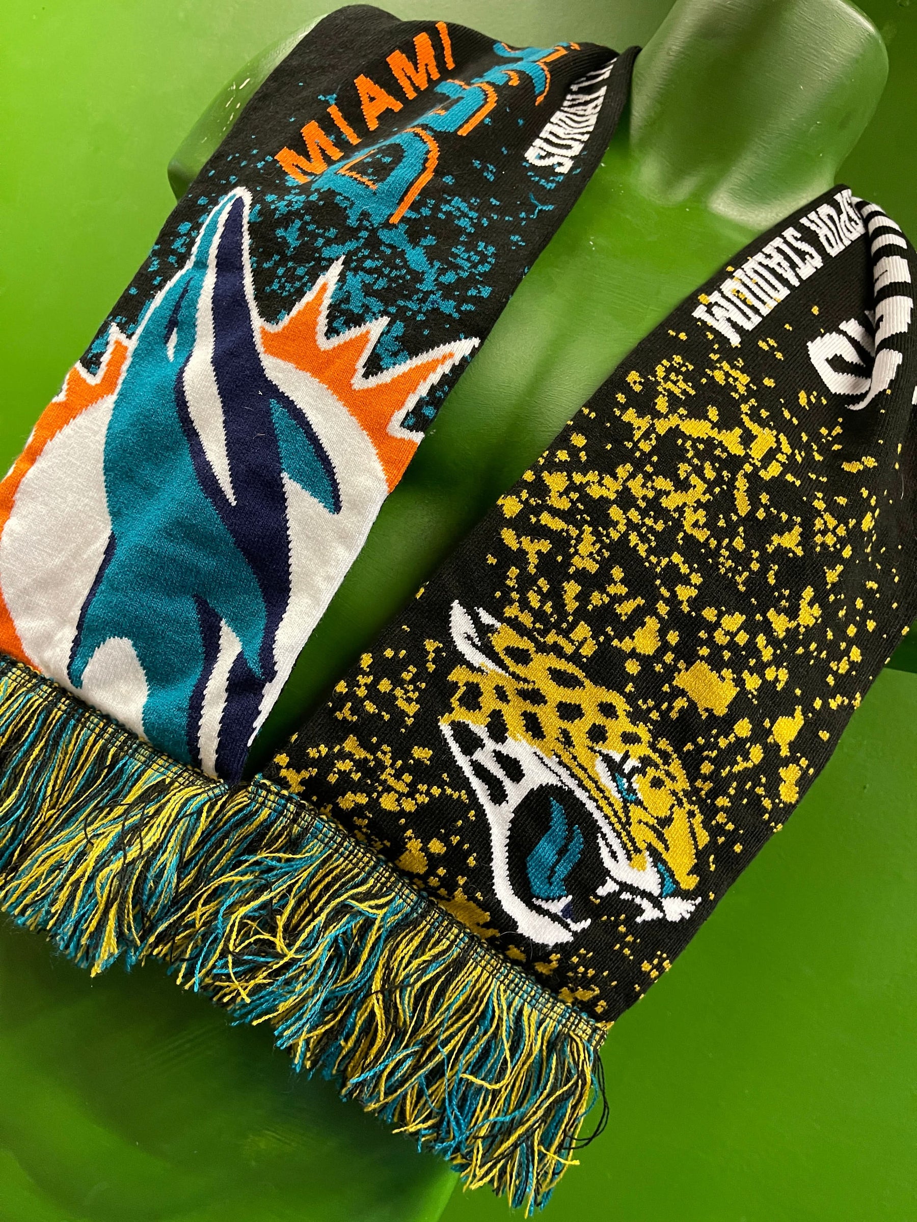 NFL London 2021 Dolphins vs Jaguars Fringed Winter Scarf NWT