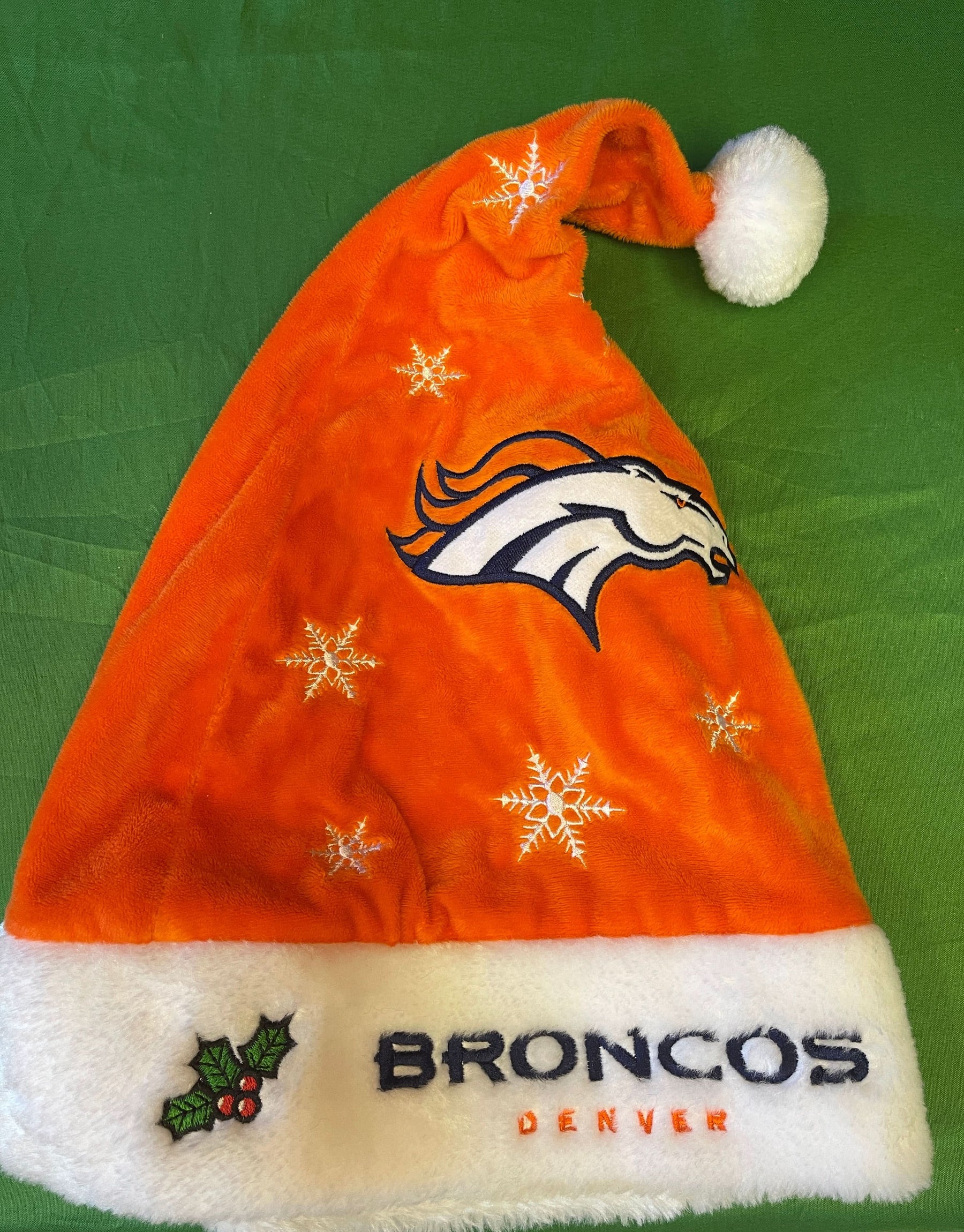 NFL Denver Broncos FOCO Soft Winter Santa Hat OSFM