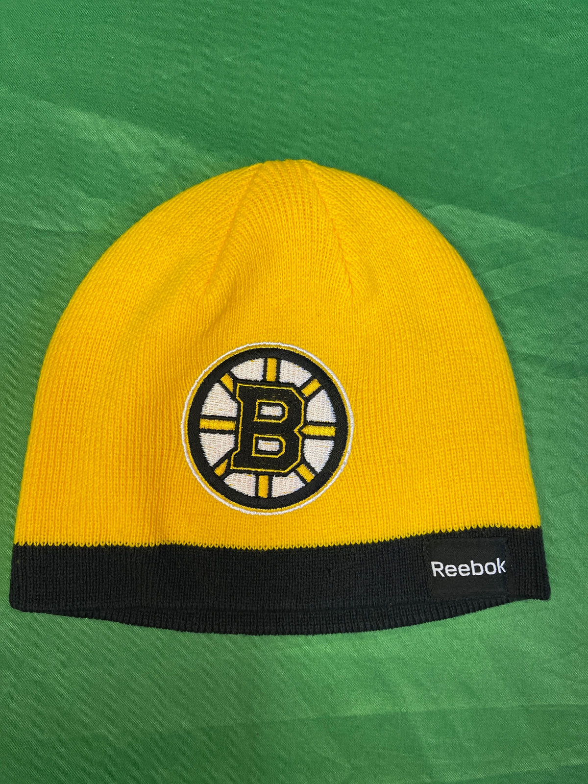 NHL Boston Bruins Yellow Beanie Hat Youth OSFM