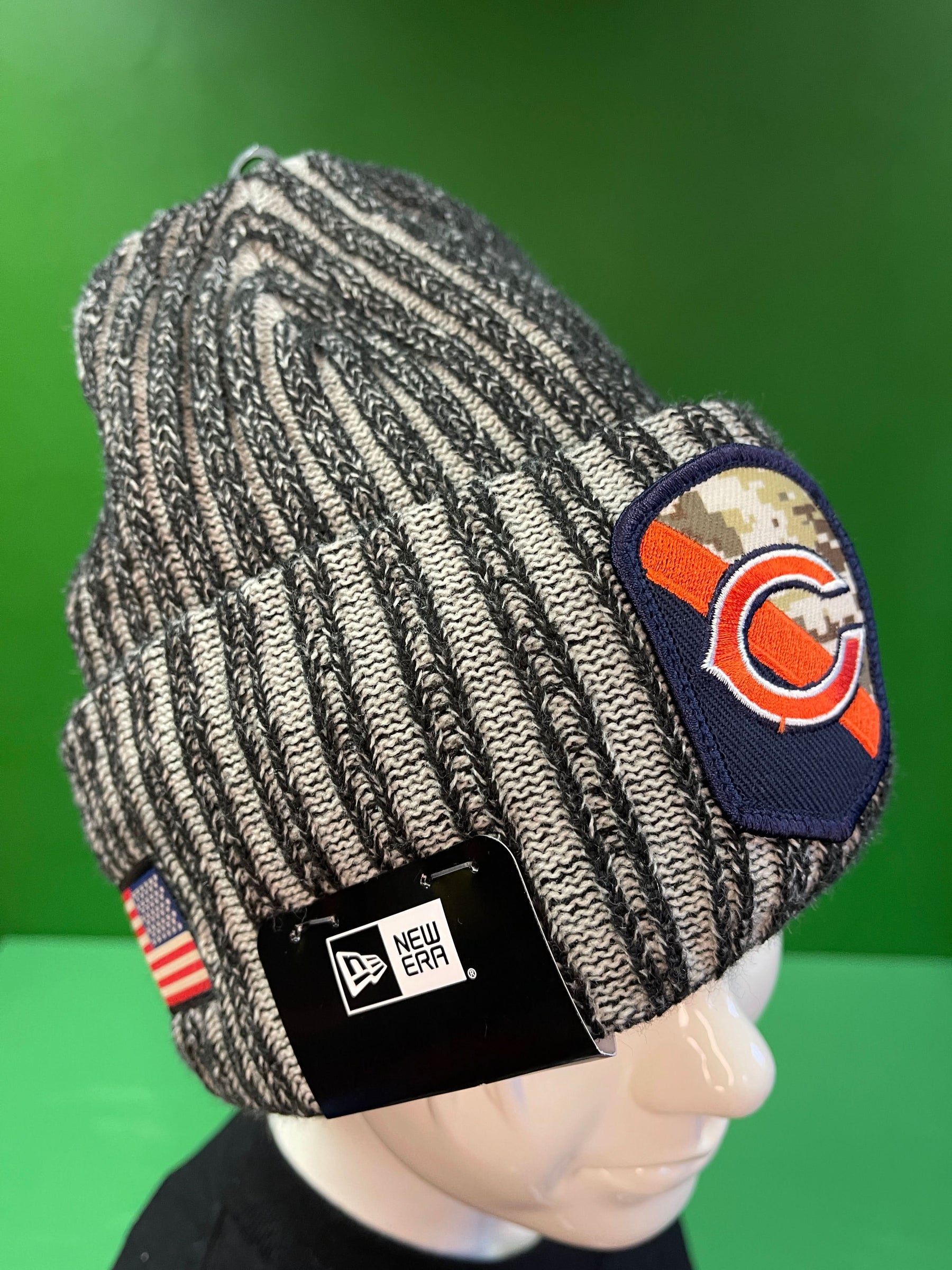 NFL Chicago Bears New Era Salute 2 Service Woolly Beanie Hat OSFM NWT