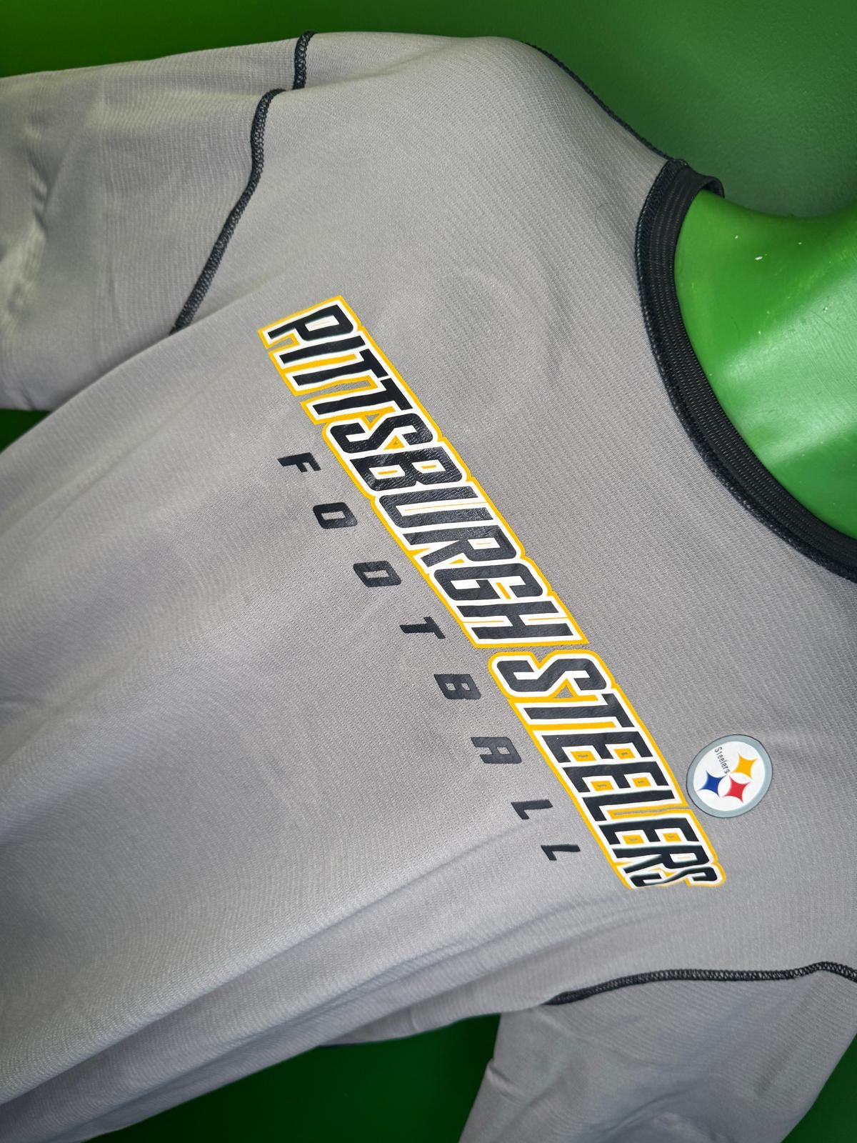 NFL Pittsburgh Steelers Beautiful Reversible T-Shirt Men's X-Large