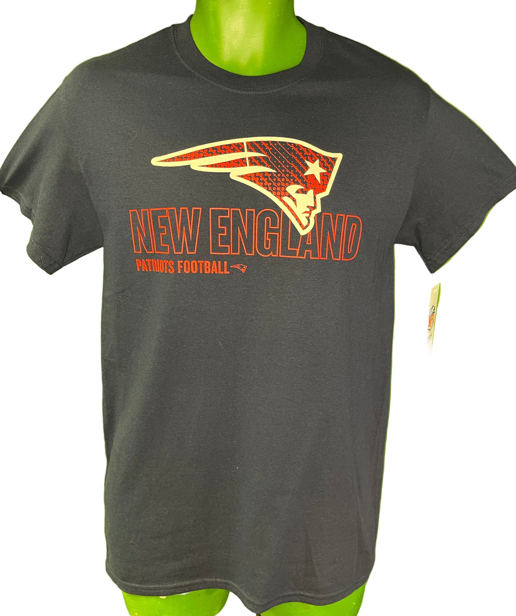 NFL New England Patriots Blue Short Sleeve T-Shirt Men's Small NWT