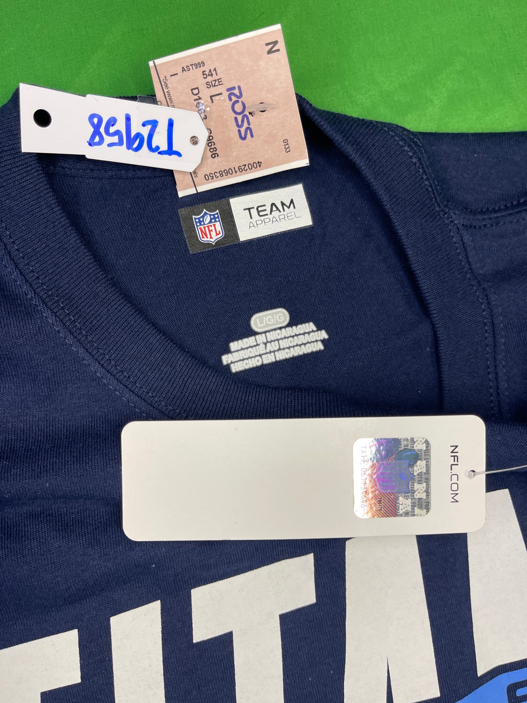 NFL Tennessee Titans Blue Short Sleeve T-Shirt Men's Large NWT