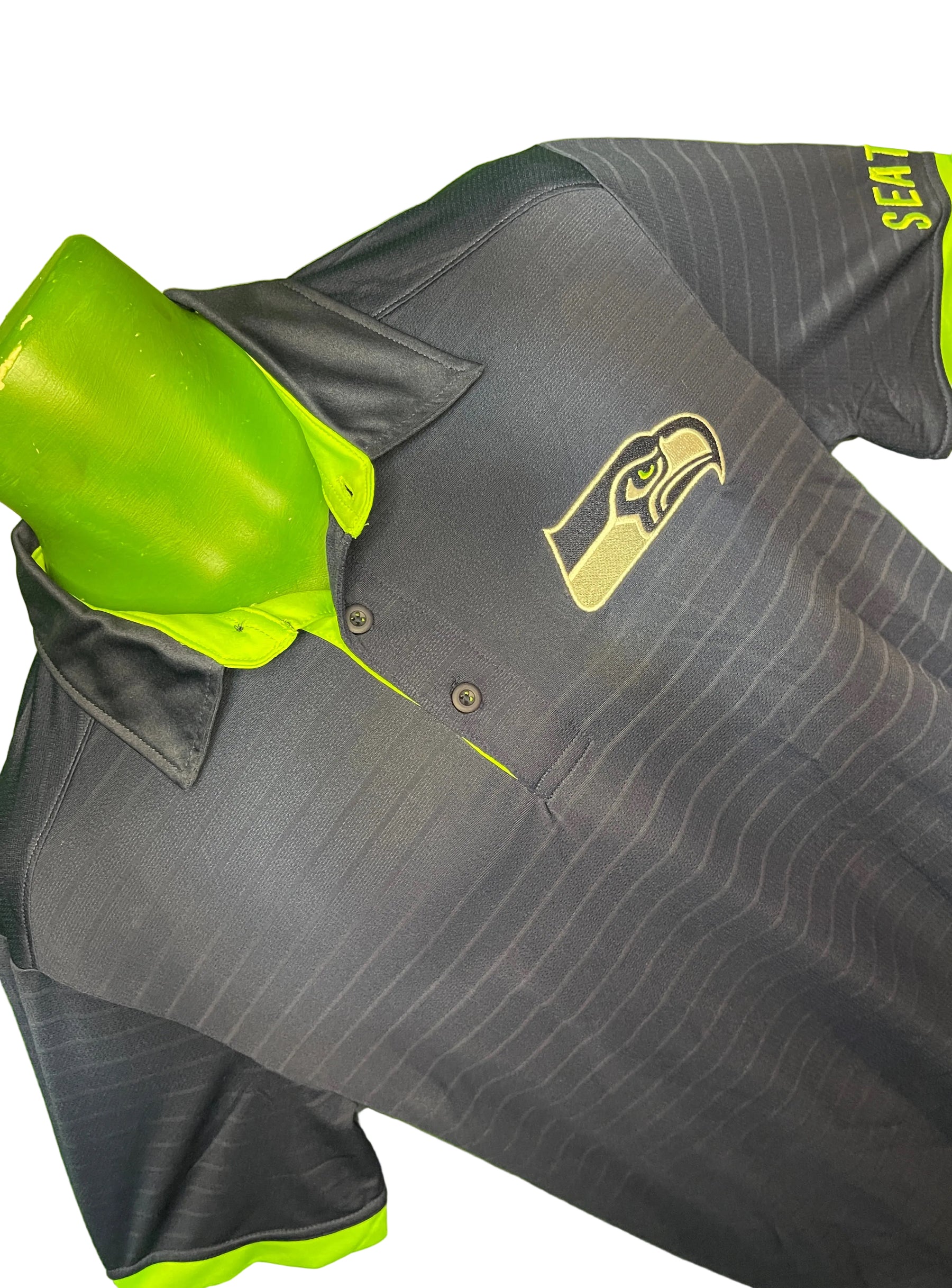 NFL Seattle Seahawks Lightweight Golf Polo Shirt Men's Medium