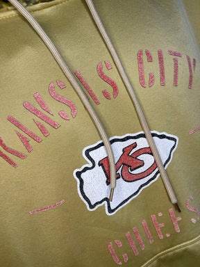 NFL Kansas City Chiefs Salute 2 Service Pullover Hoodie Sweatshirt Men's Large