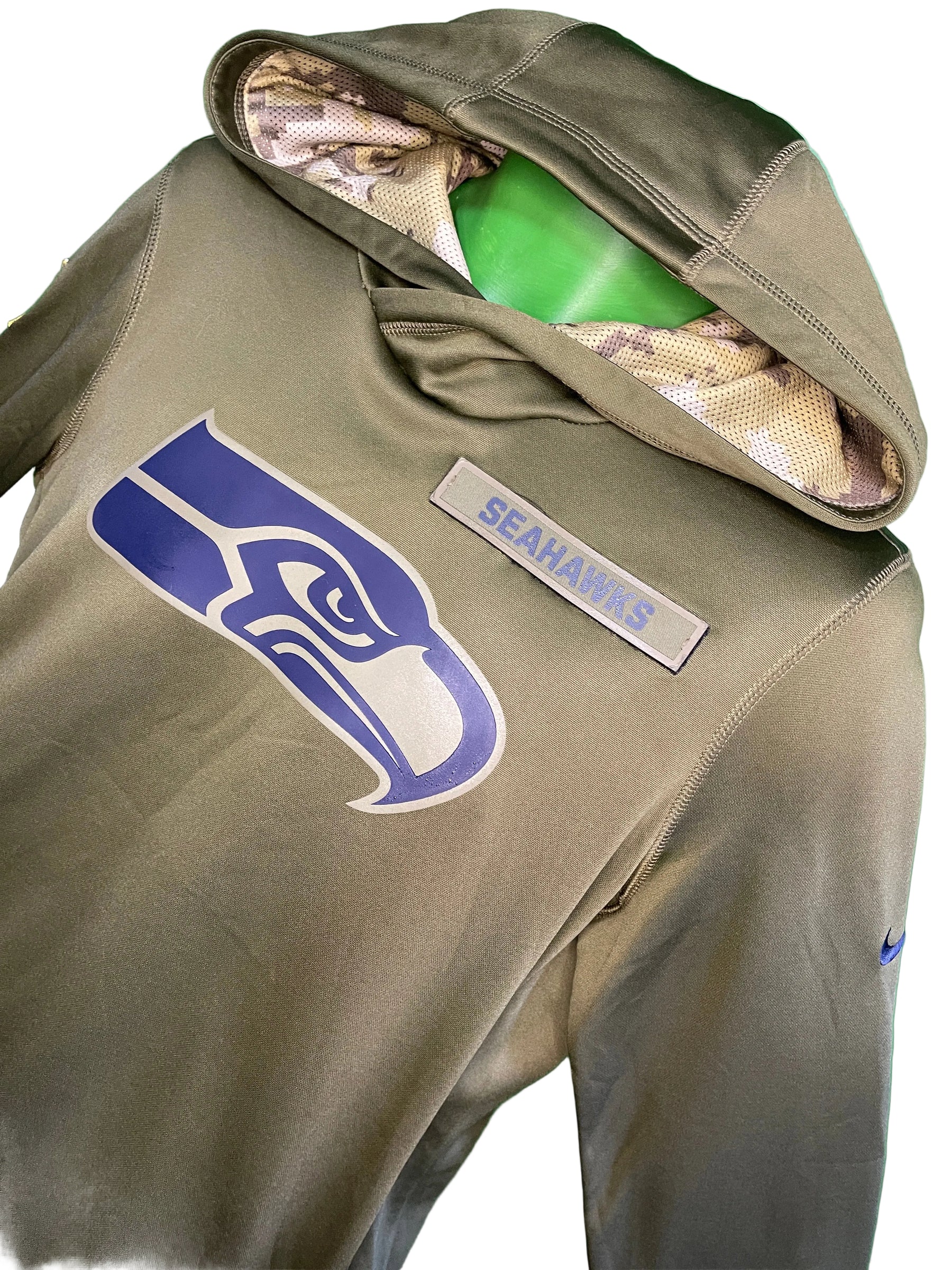 NFL Seattle Seahawks Salute 2 Service Pullover Hoodie Sweatshirt Men's Large