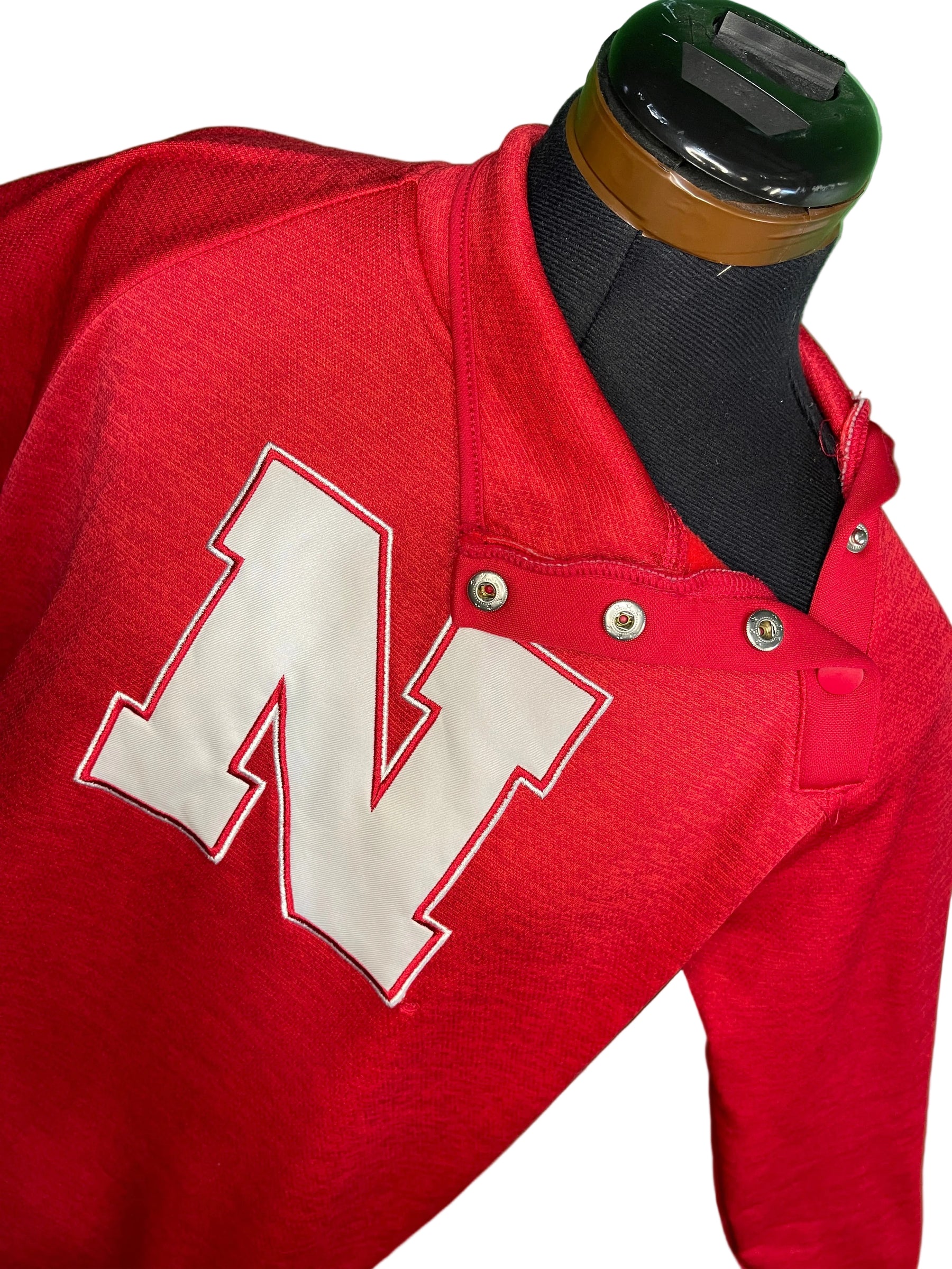 NCAA Nebraska Cornhuskers Colosseum Pullover Top Wonen's Medium