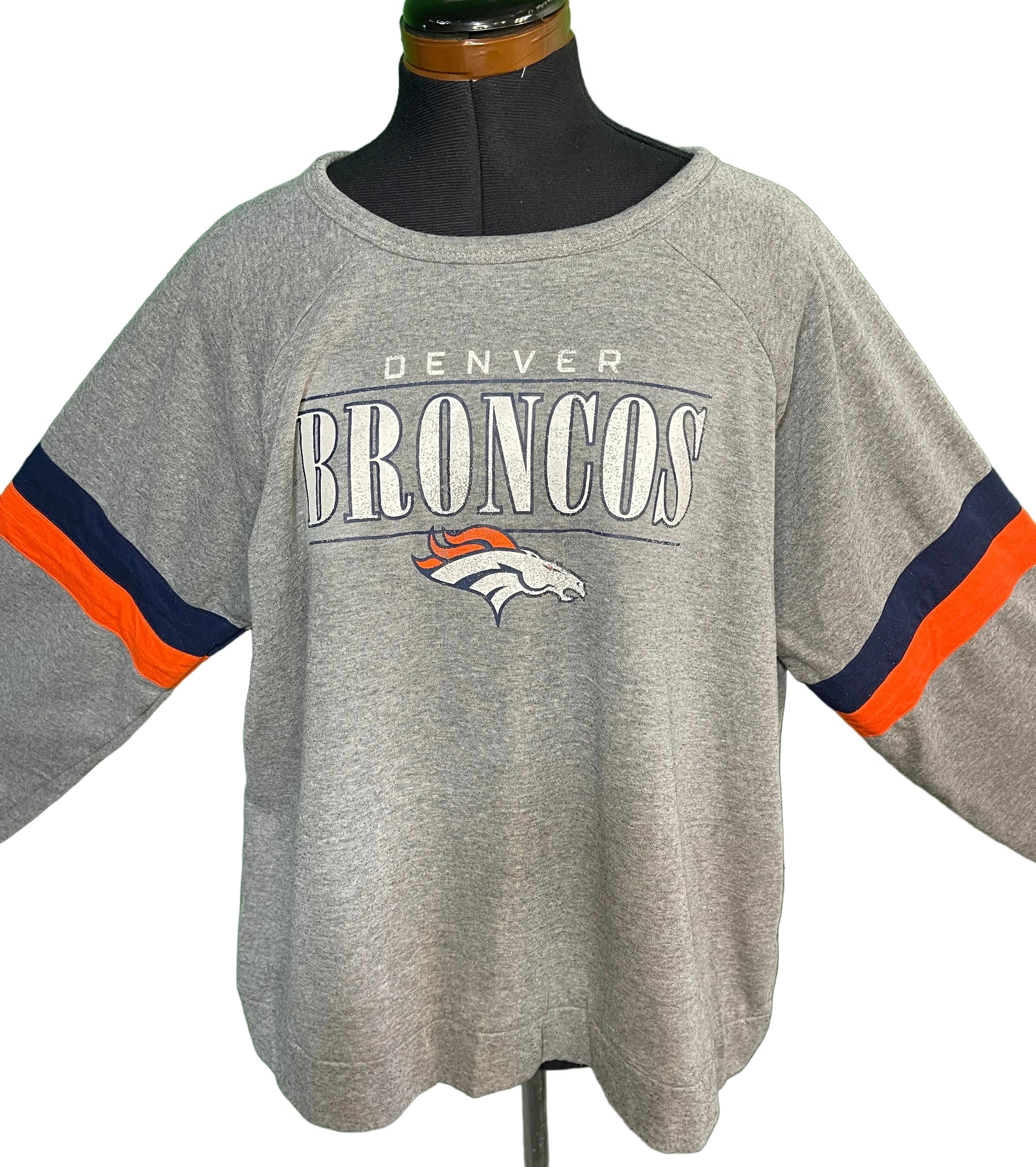 NFL Denver Broncos NFL Team Apparel Pullover Sweatshirt Women's 2X-Large