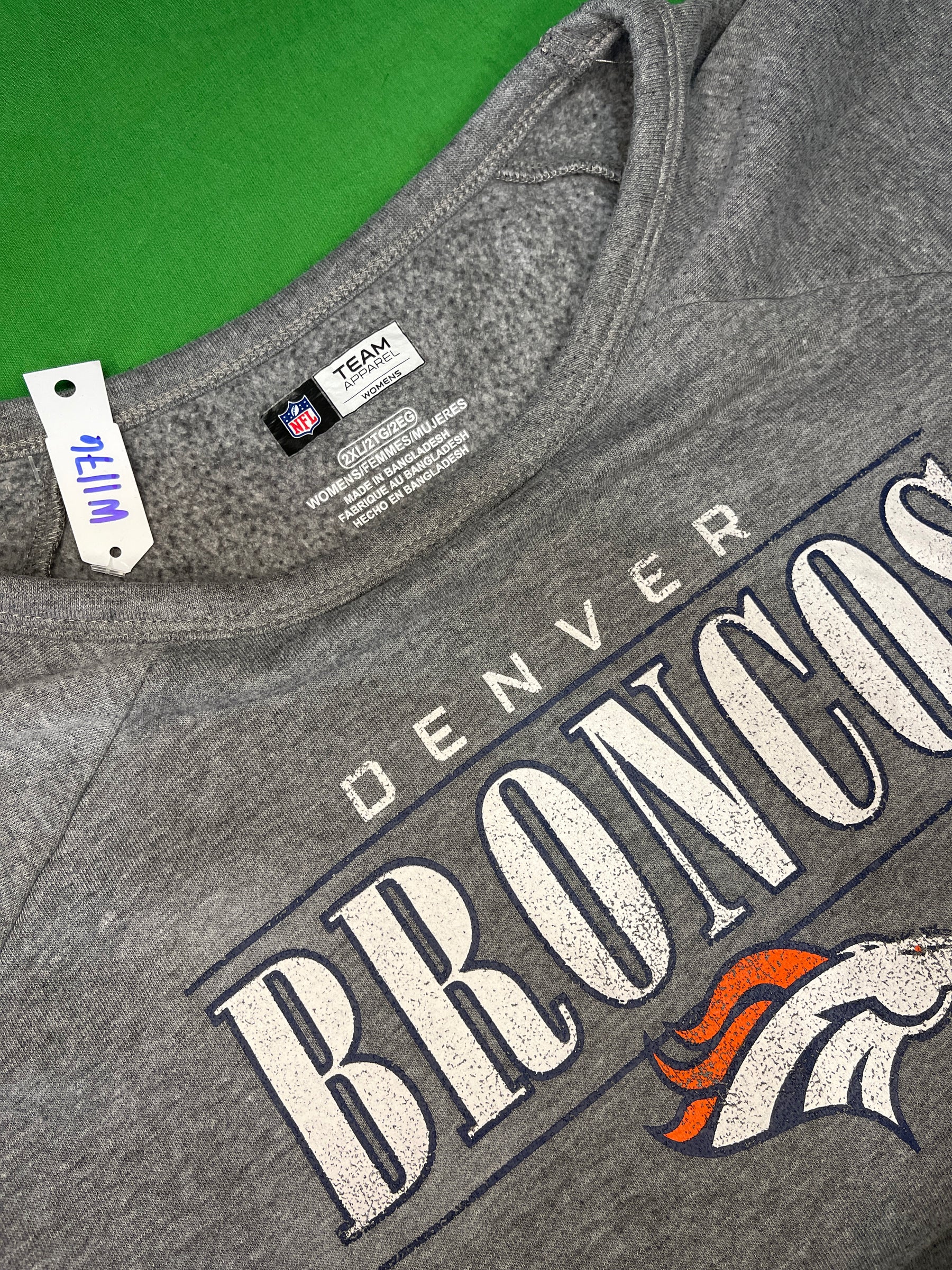 NFL Denver Broncos NFL Team Apparel Pullover Sweatshirt Women's 2X-Large