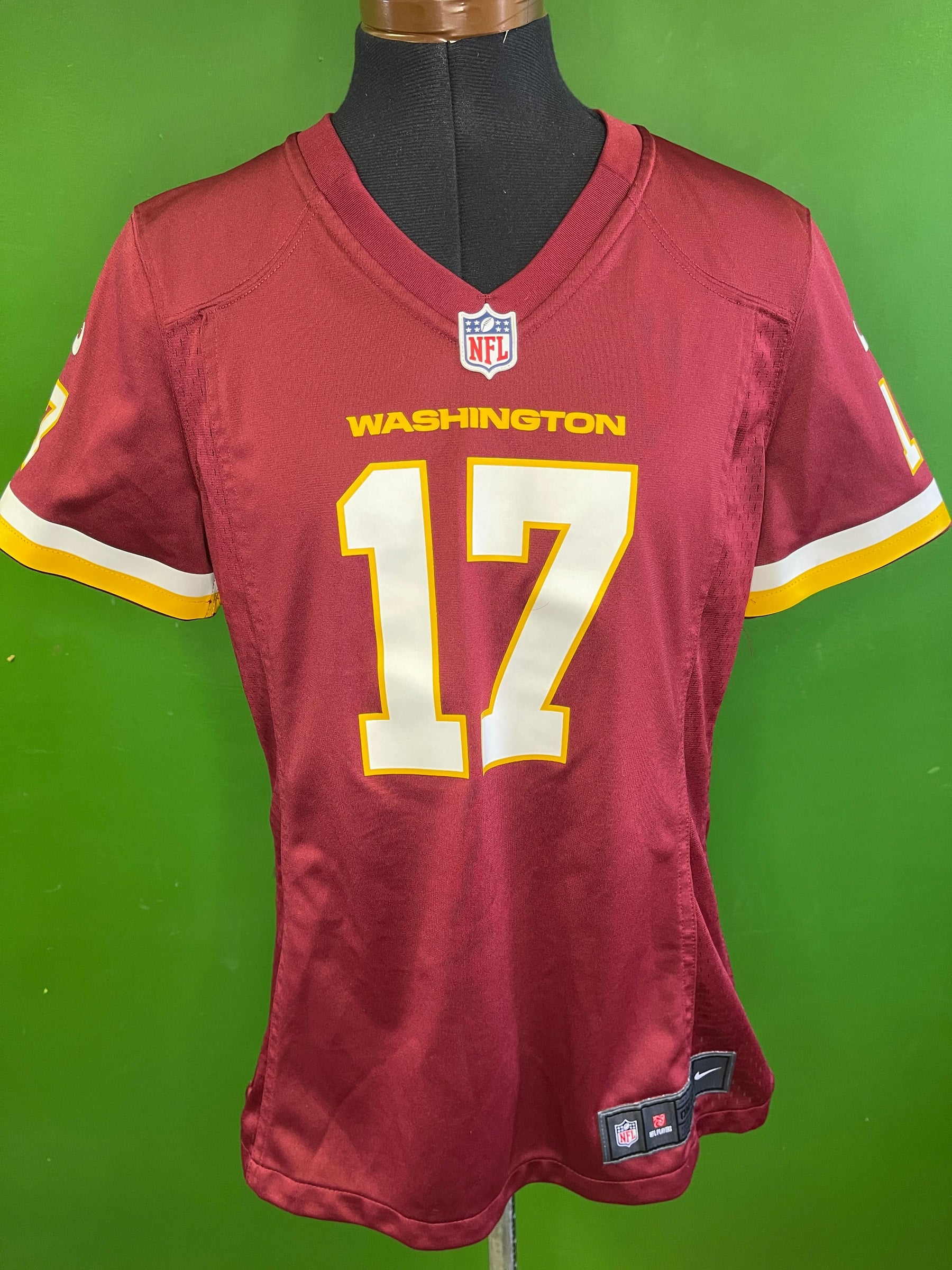 NFL Washington Commanders Terry McLaurin #17 Game Jersey Women's Medium