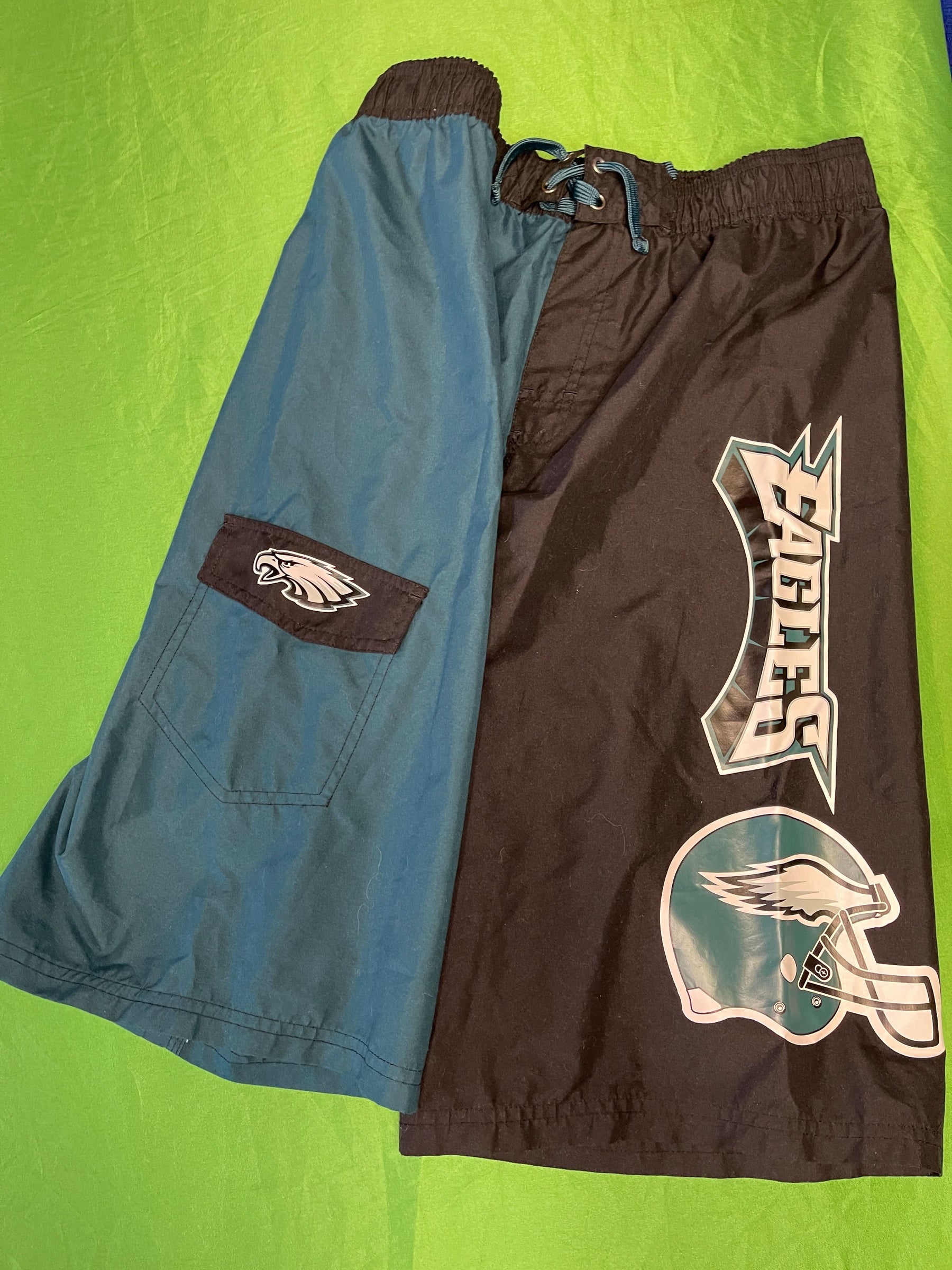 NFL Philadelphia Eagles Colourblock Swimming Shorts/Trunks Youth X-Large 18-20