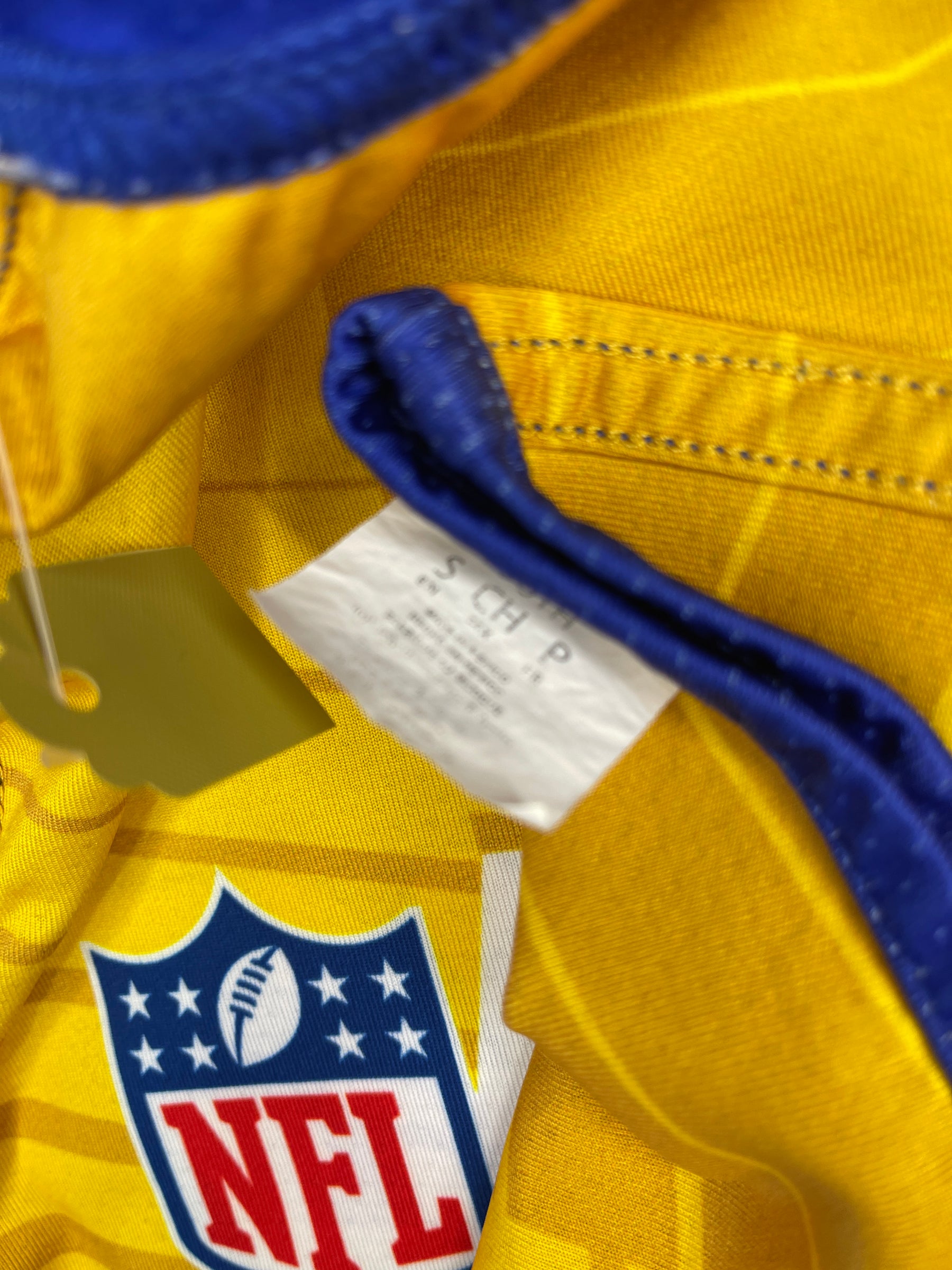 NFL Los Angeles Rams Reversible Flag Football Jersey Youth Small