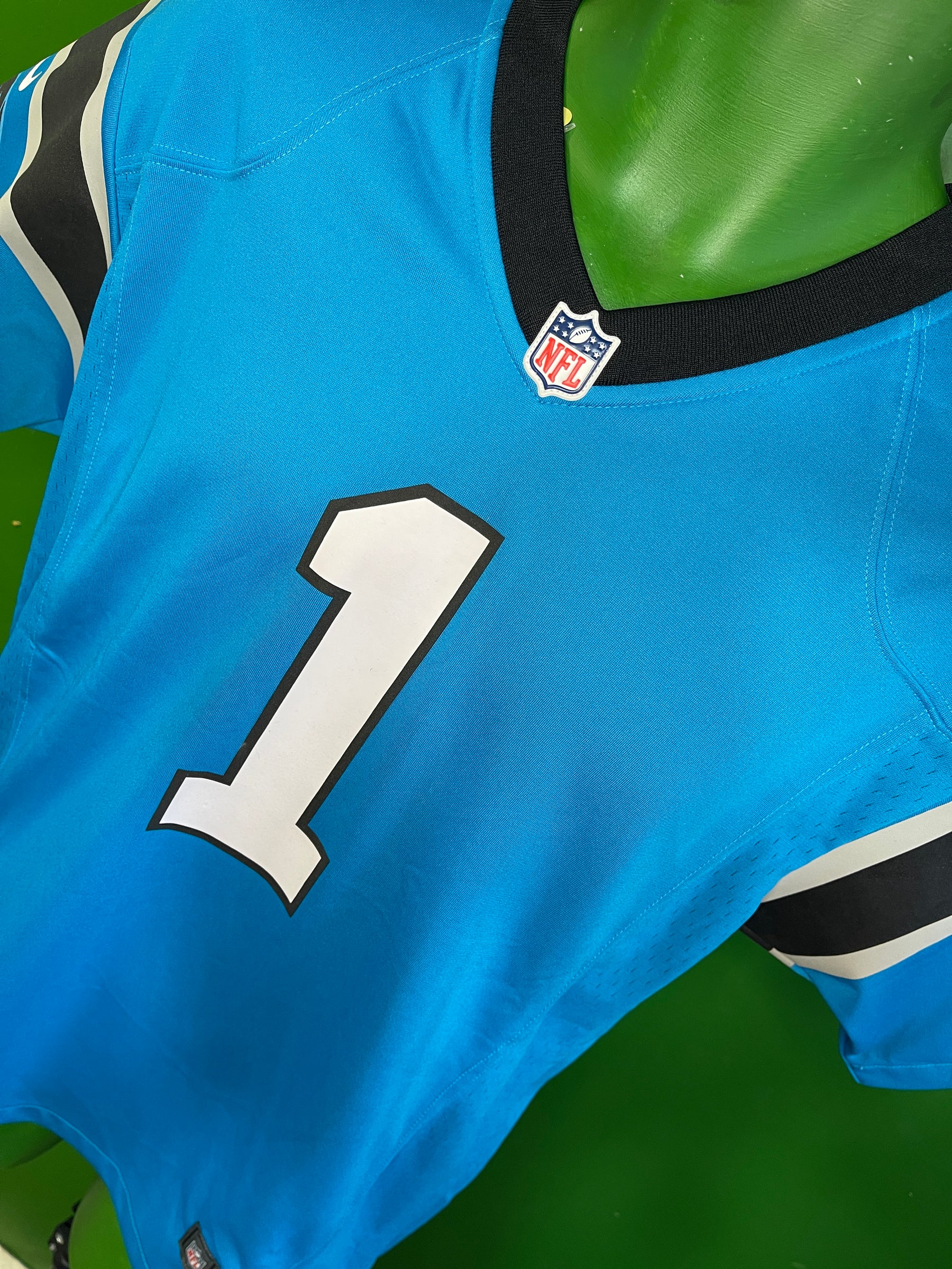 NFL Carolina Panthers Cam Newton #1 Game Jersey Youth Large 14-16