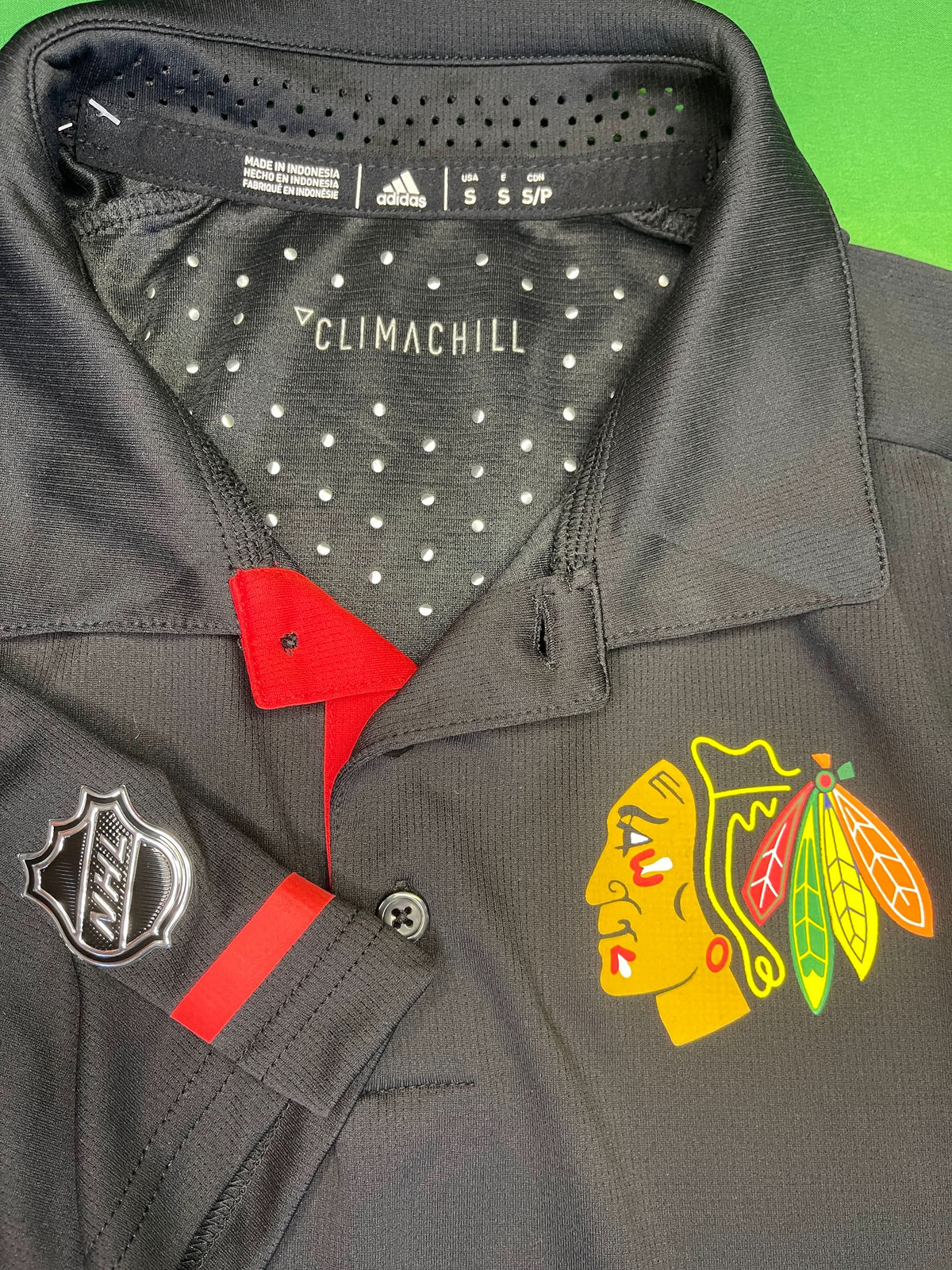 NHL Chicago Blackhawks Black Polo Golf Shirt Men's Small