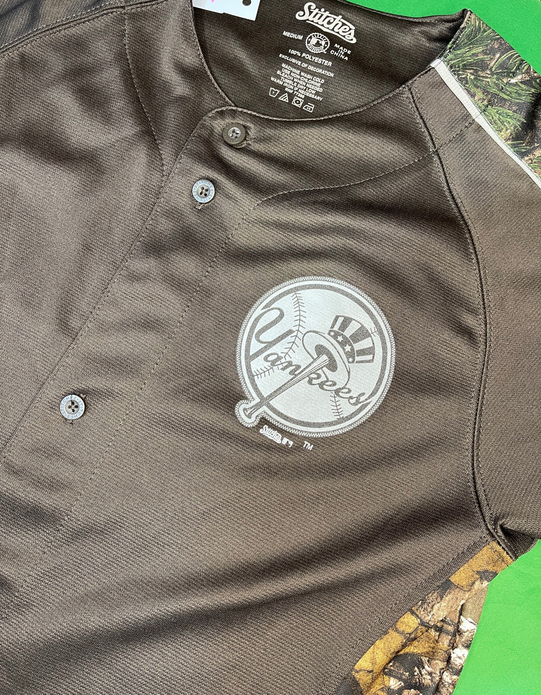 MLB New York Yankees Brown and Camoflage Baseball Jersey Youth Medium