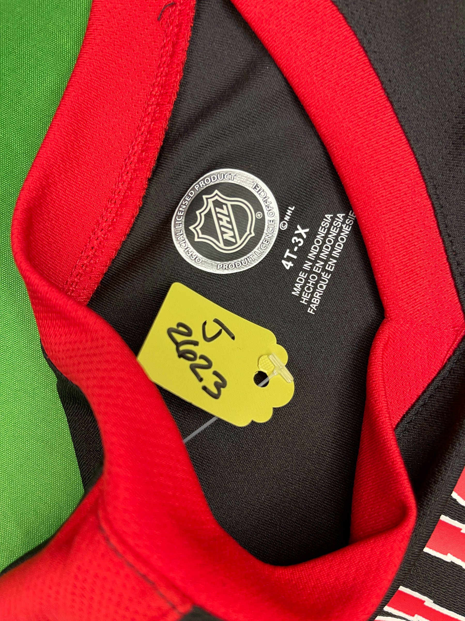 NHL Chicago Blackhawks Ice Hockey Jersey Youth X-Small 4T