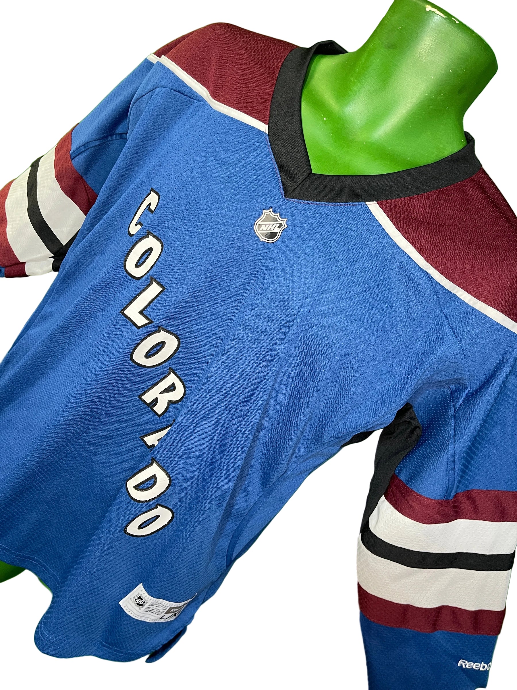 NHL Colorado Avalanche Reebok Hockey Jersey Youth Large