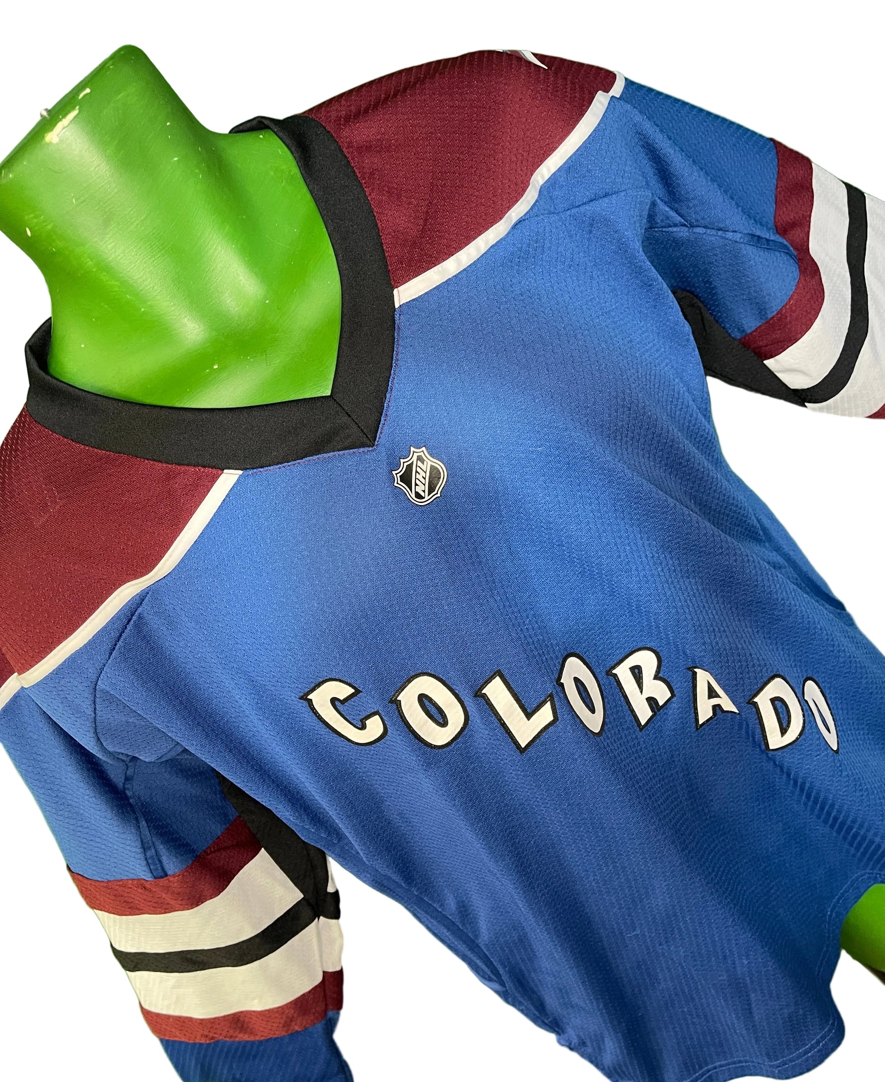 NHL Colorado Avalanche Reebok Hockey Jersey Youth Large