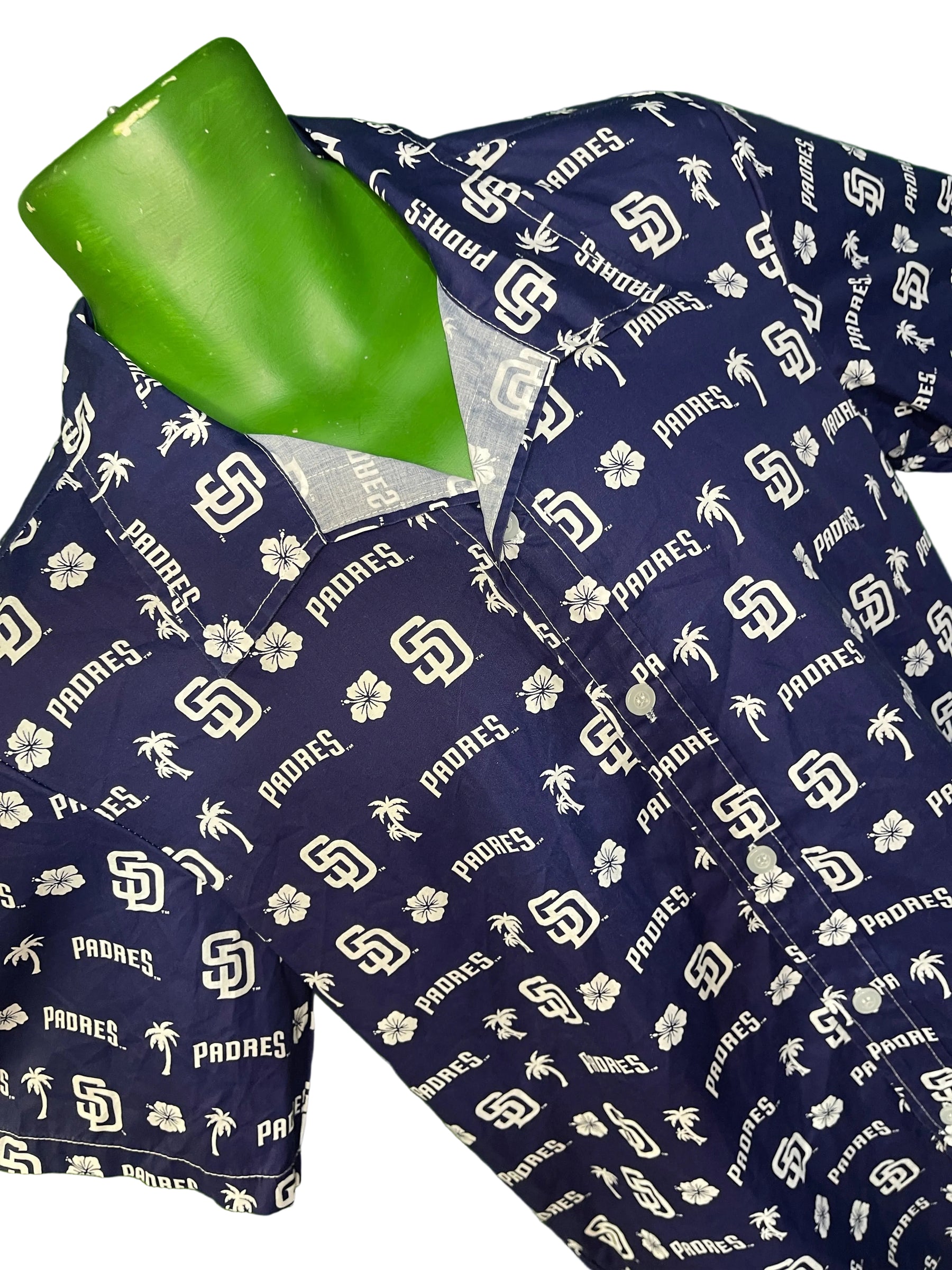MLB San Diego Padres Button-Up Short Sleeve Dress Shirt Youth Large