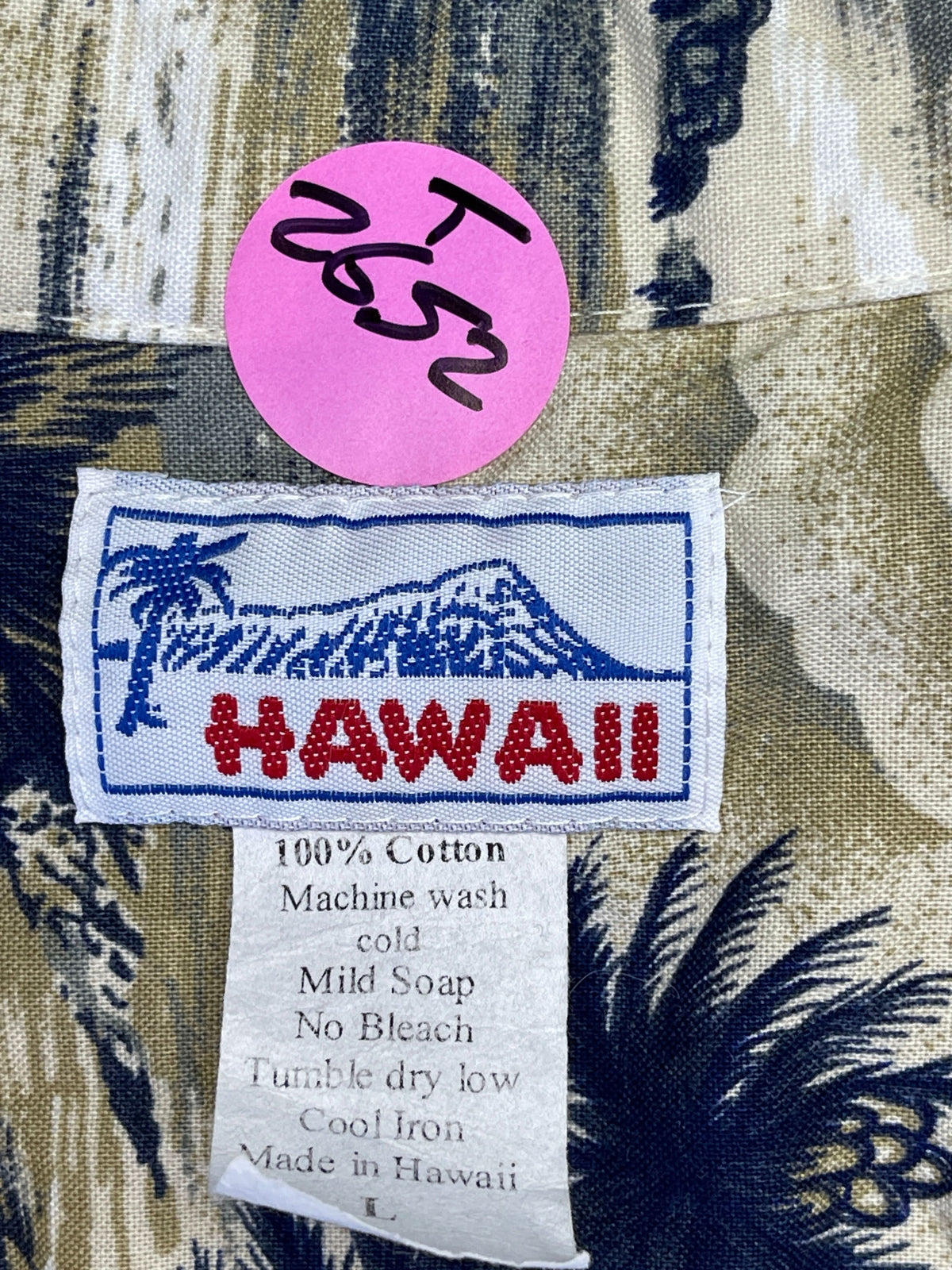 Made in Hawaii Cream Palm Tree Pattern Hawaiian Aloha Shirt Men's Large