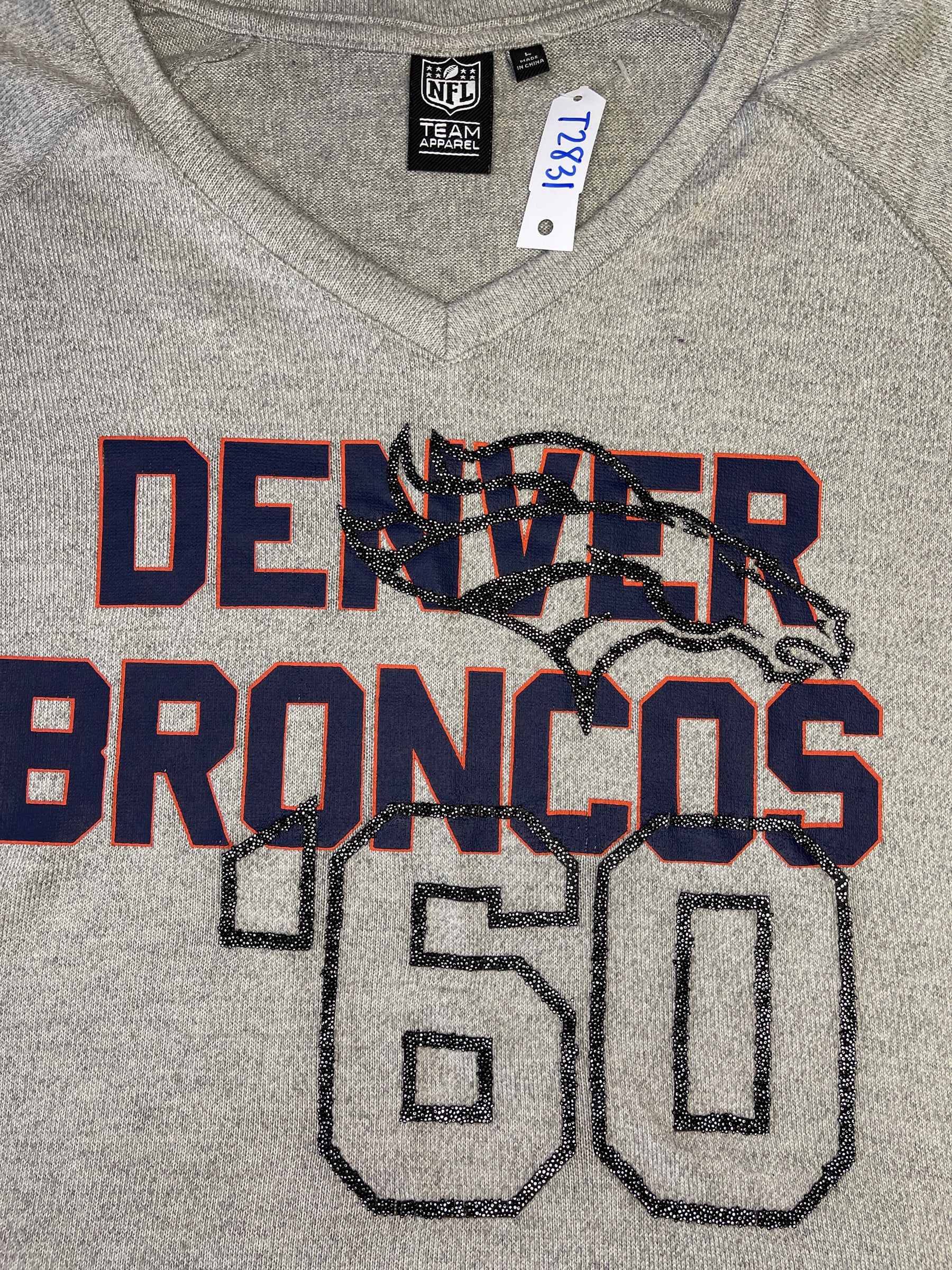 NFL Denver Broncos Grey V-Neck 3/4 Sleeve Heavyweight Shirt Women's Large