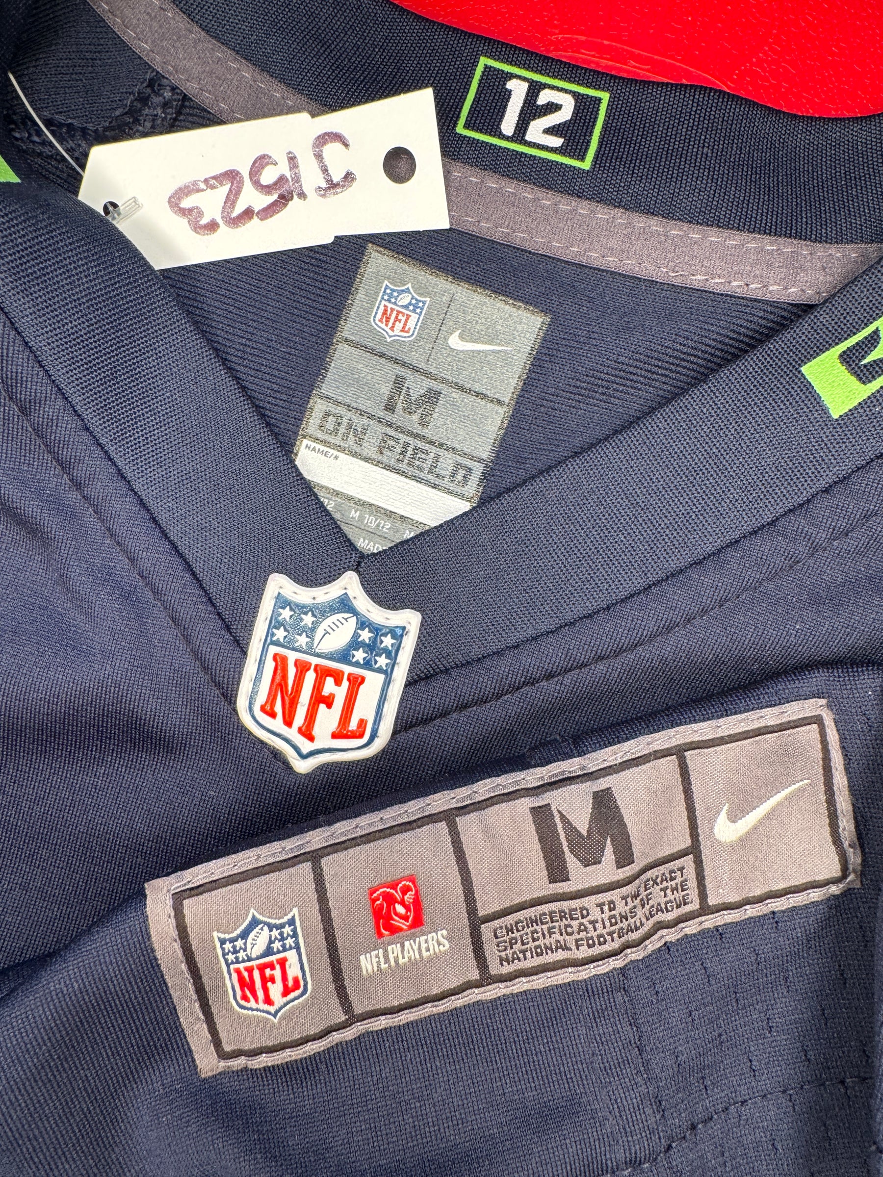 NFL Seattle Seahawks Marshawn Lynch #24 Nike Game Jersey Youth Medium 10-12