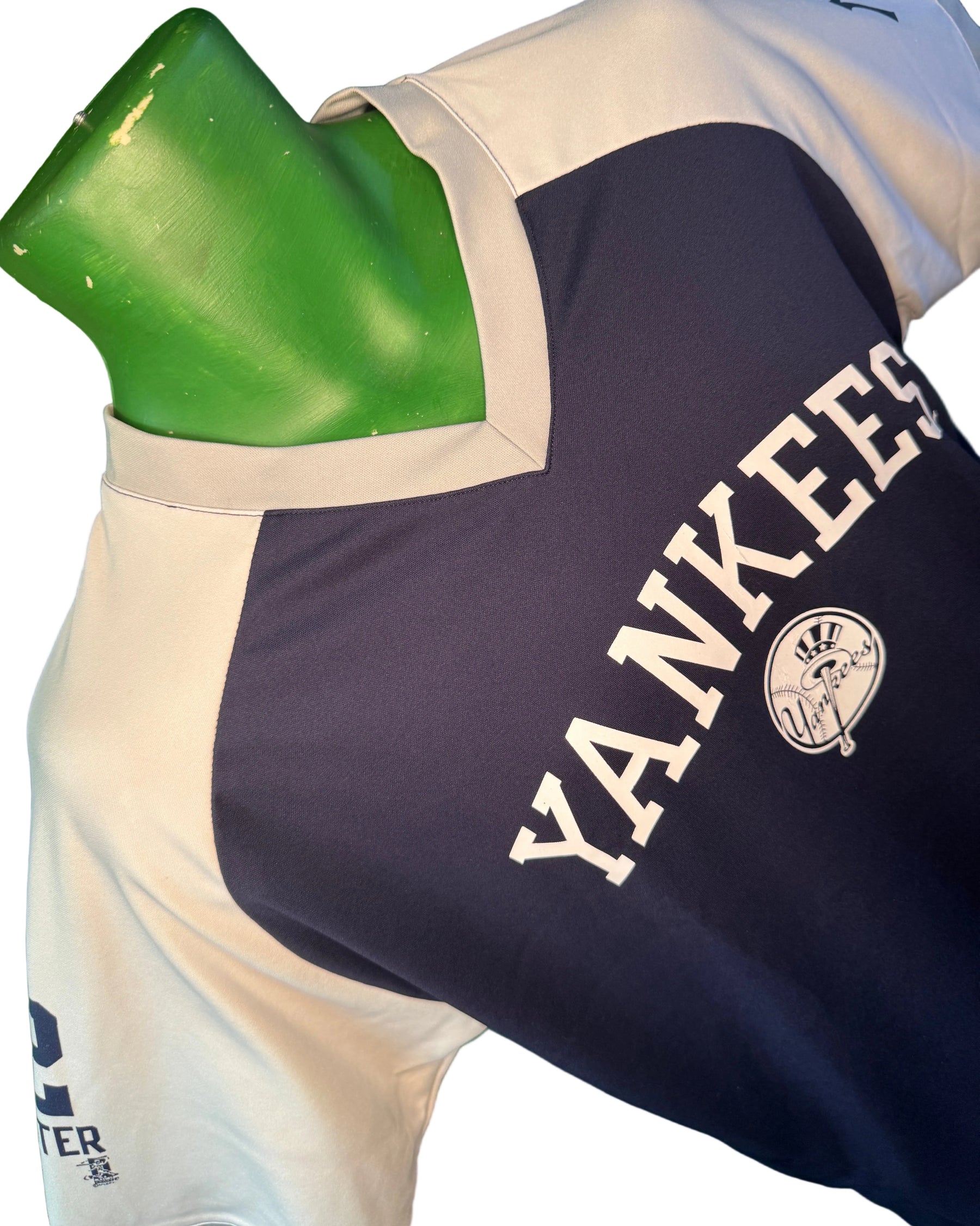 MLB  New York Yankees Adidas Derek Jeter Jersey Top Youth X-Large 18-20