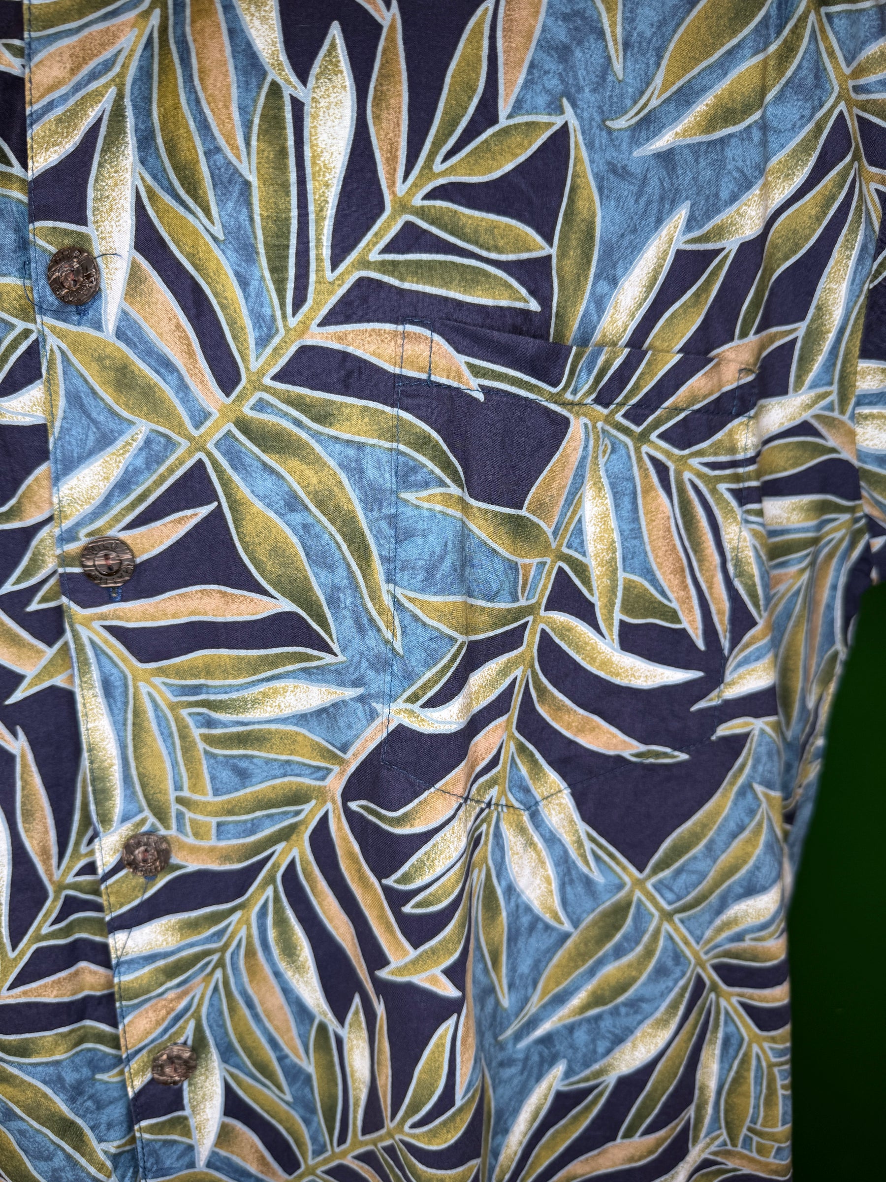 Hawaiian Aloha Shirt Made in Hawaii Men's Large
