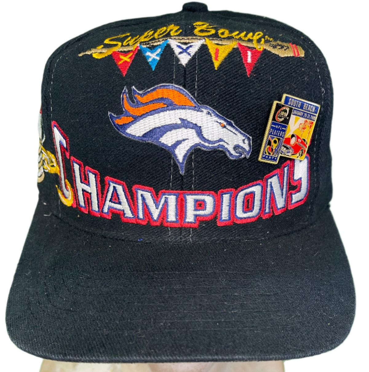 NFL Denver Broncos Signed Super Bowl XXXII Champions Snapback Cap/Hat Adult OSFA