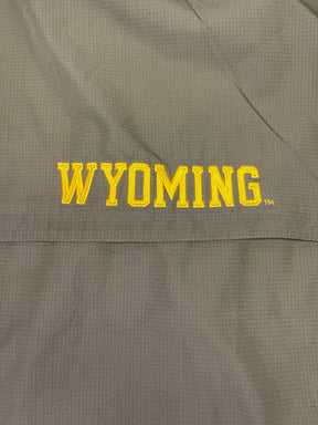 NCAA Wyoming Cowboys Storm-Fit 1/4 Zip Pullover Windbreaker Men's Medium