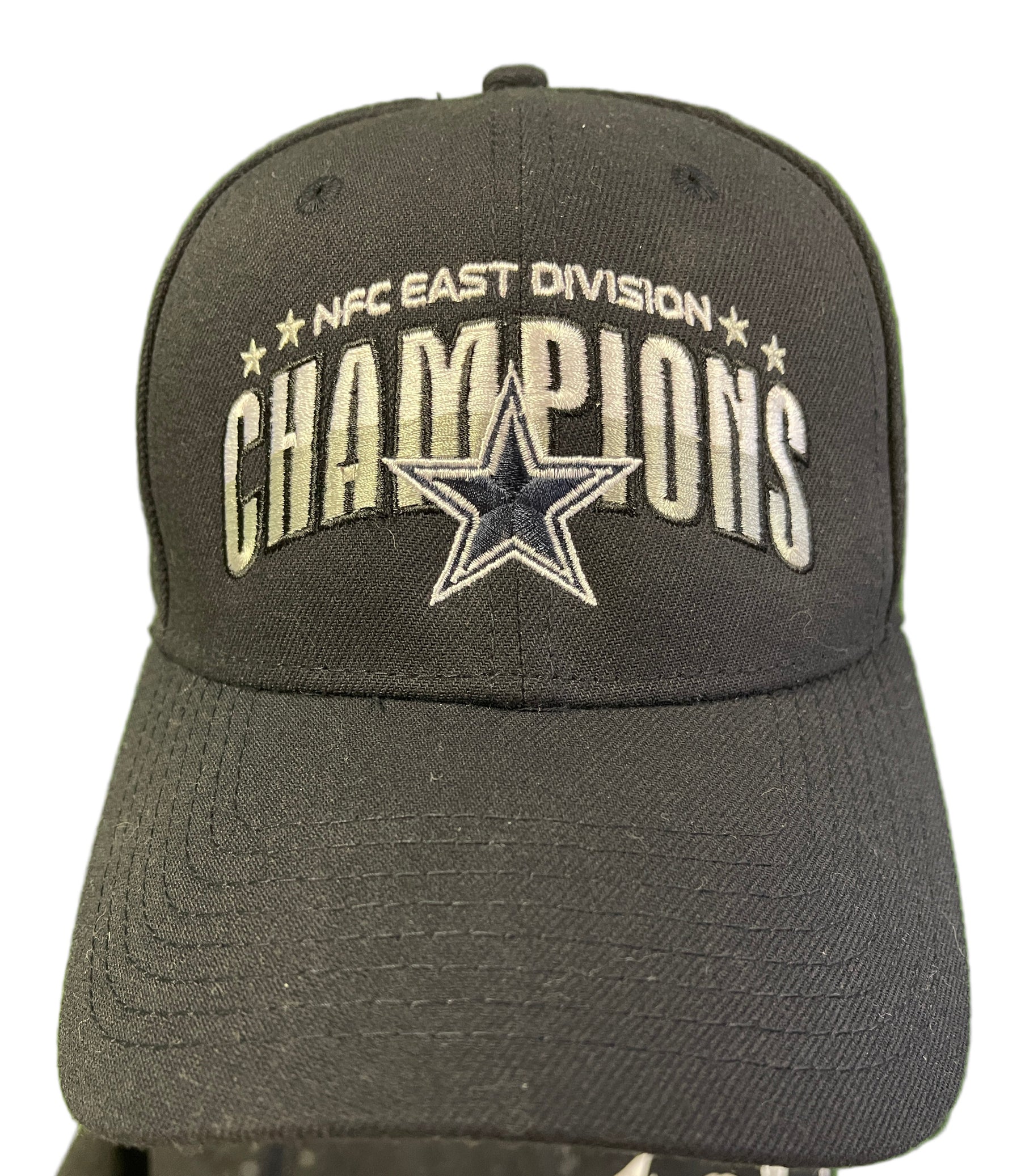 NFL Dallas Cowboys New Era 9FORTY NFC East Champions Strapback Hat Adult OSFM