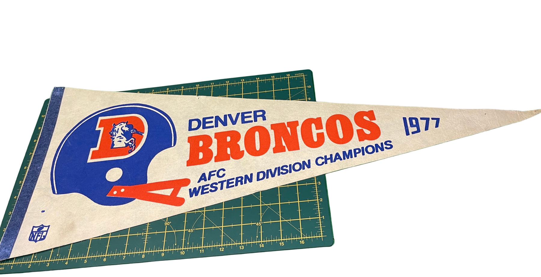 NFL Denver Broncos 1977 AFC Western Division Champions Vintage Pennant RARE