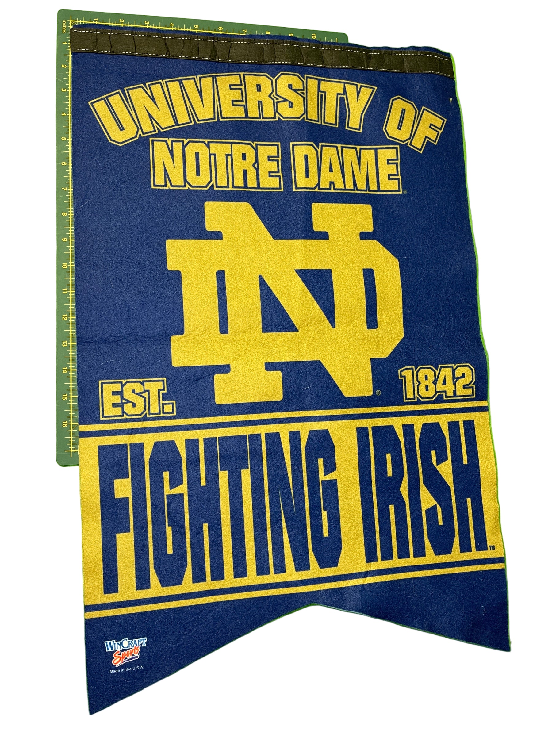 NCAA Notre Dame Fighting Irish Wall Hanging Pennant Felt