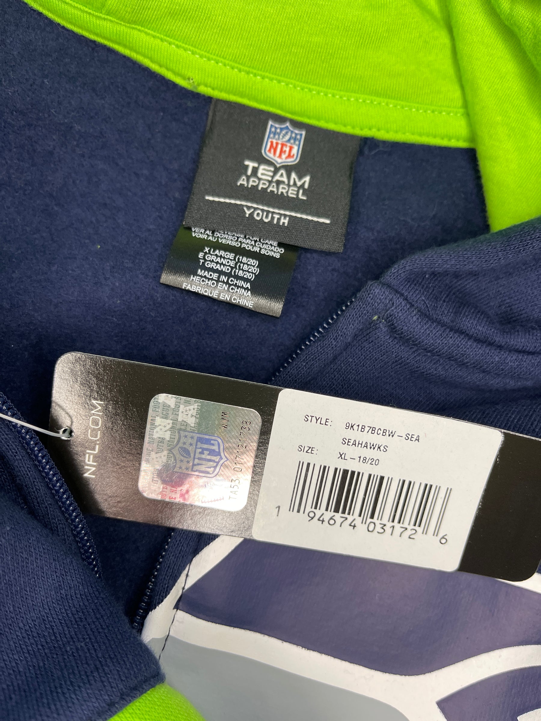 NFL Seattle Seahawks Blue and Green Full Zip Hoodie Youth X-Large 18-20 NWT