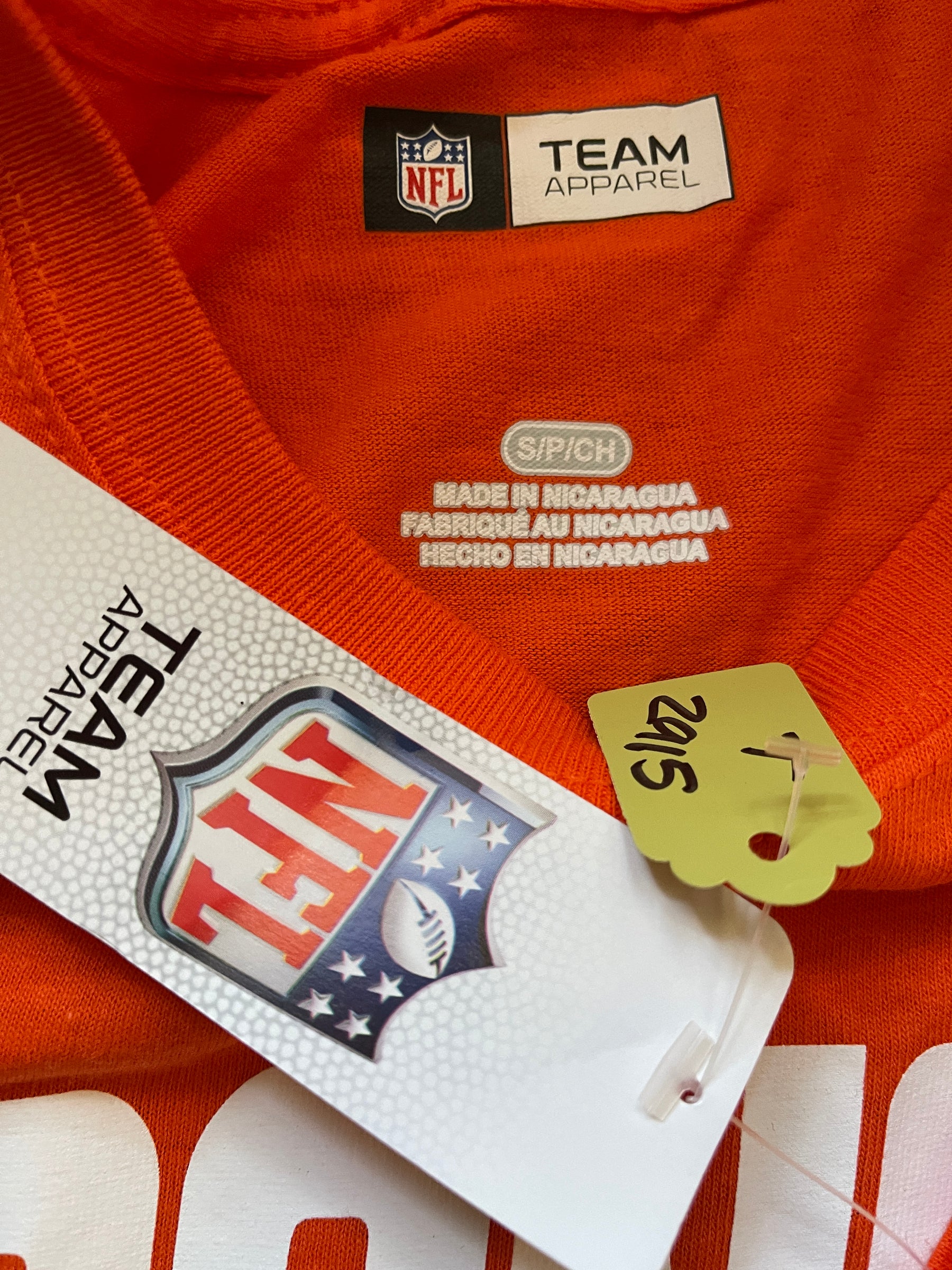 NFL Denver Broncos 100% Cotton Orange T-Shirt Men's Small NWT