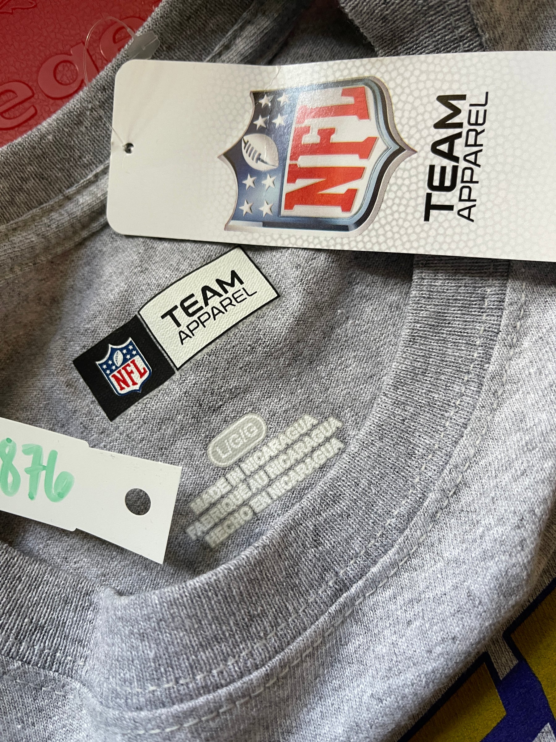 NFL Baltimore Ravens Grey Short Sleeve T-Shirt Men's Large NWT