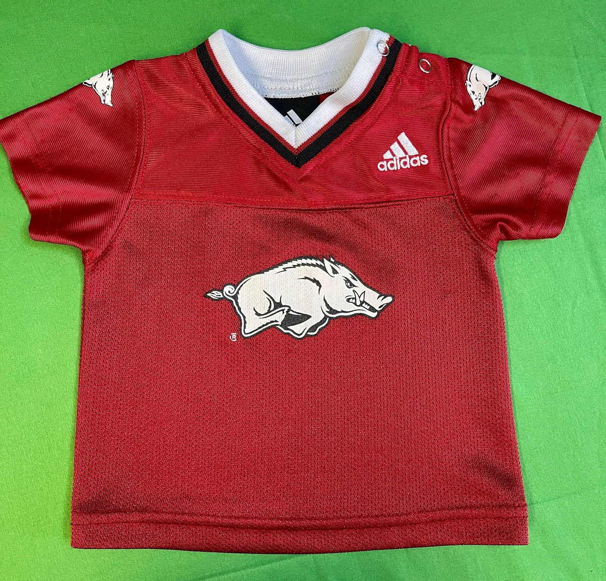 NCAA Arkansas Razorbacks Adidas 2-pc Outfit Baby Infant 6-9 months