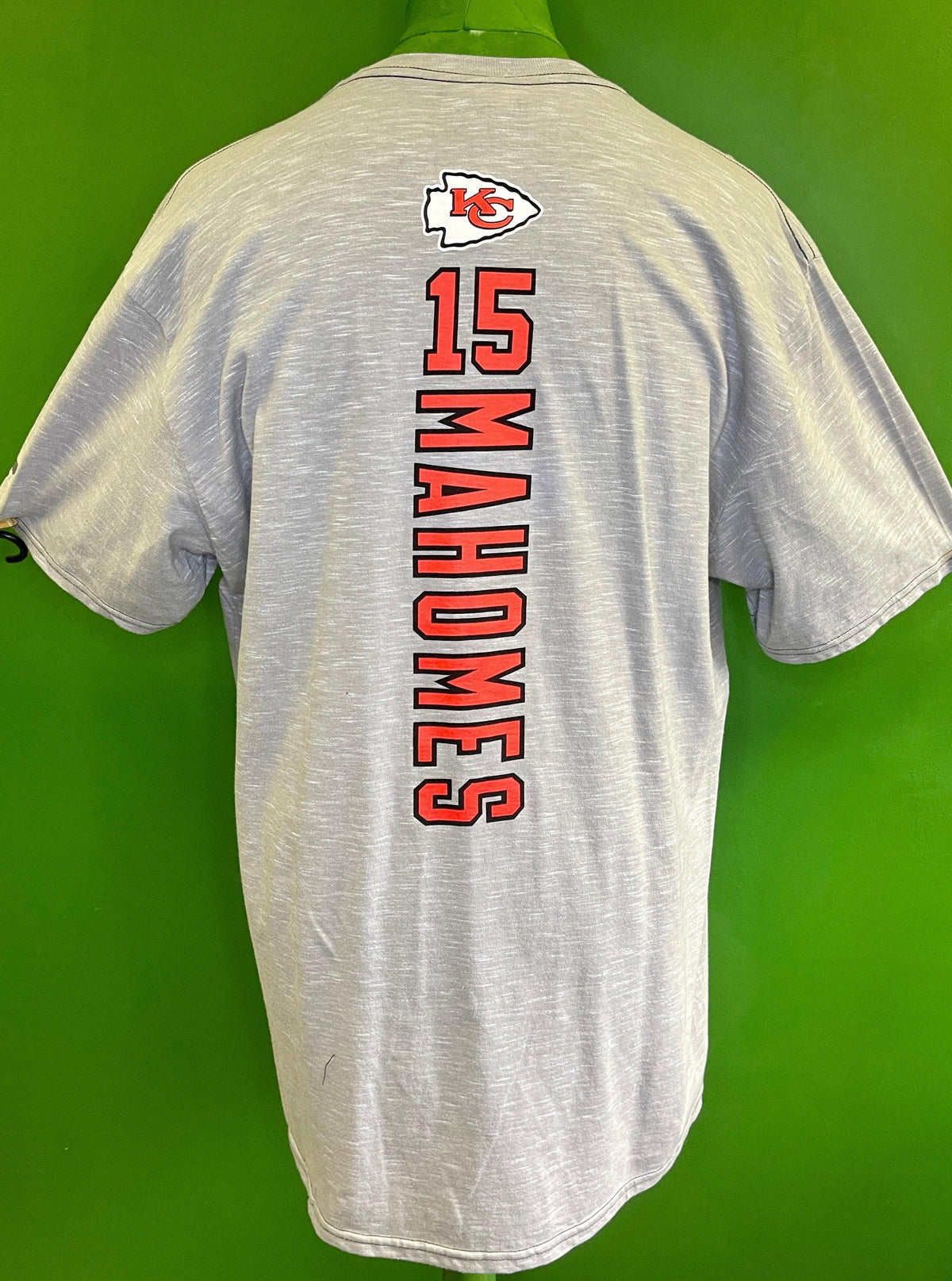 NFL Kansas City Chiefs Patrick Mahomes #15 Fanatics T-Shirt Men's Large NWT