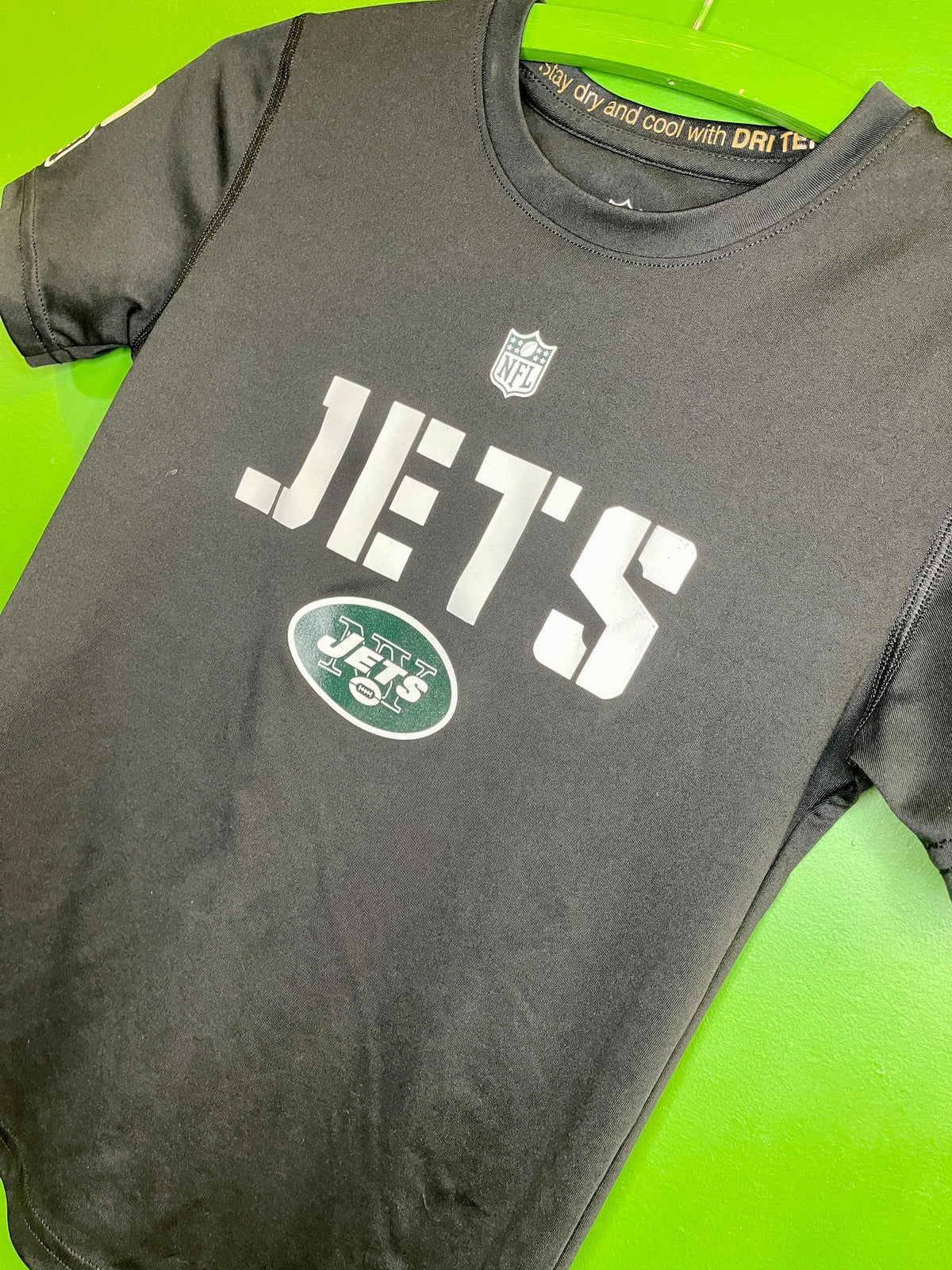 NFL New York Jets Wicking T-Shirt Youth Small 8