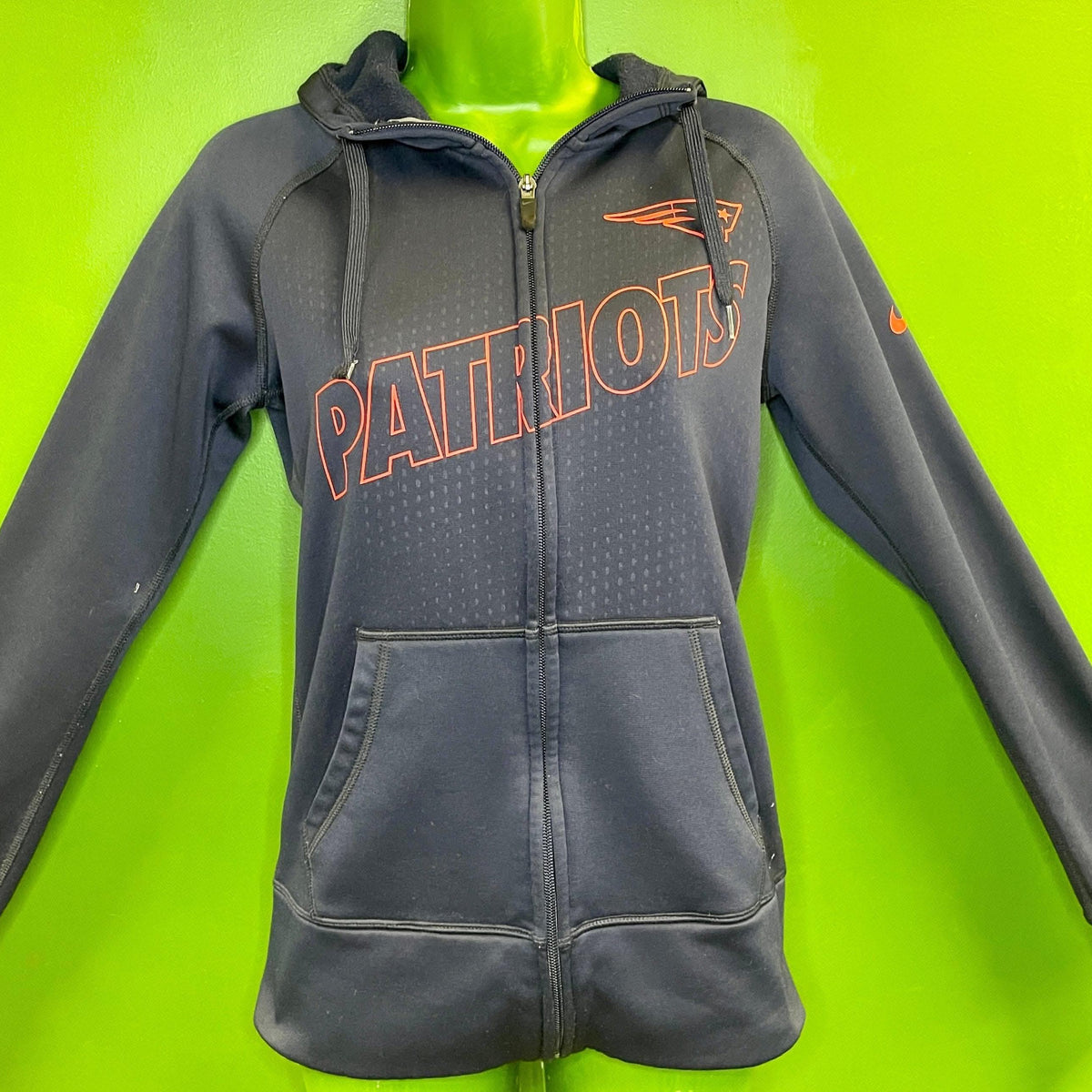 Green sales patriots hoodie