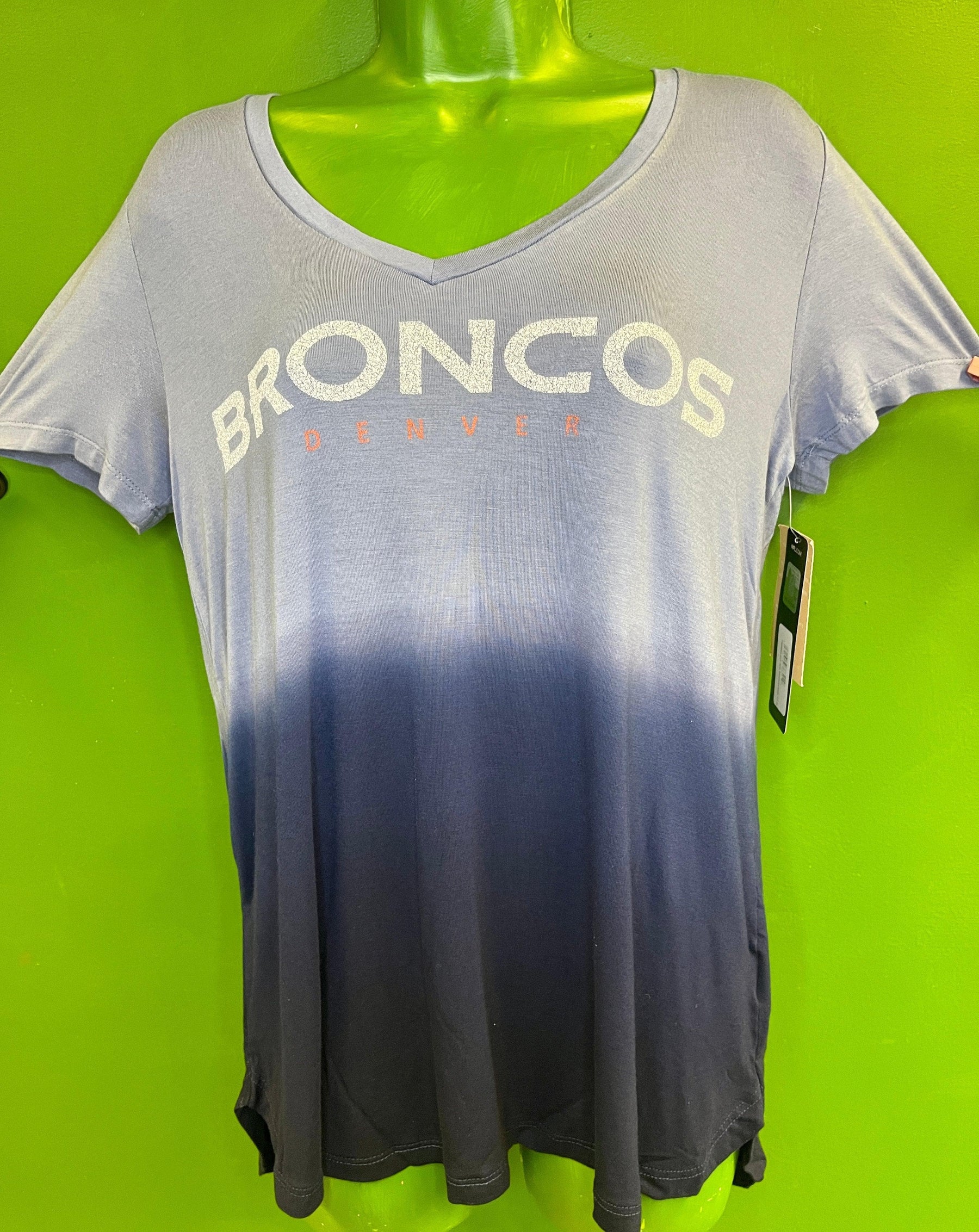 NFL Denver Broncos Garment Dyed V-Neck T-Shirt Women's Medium NWT