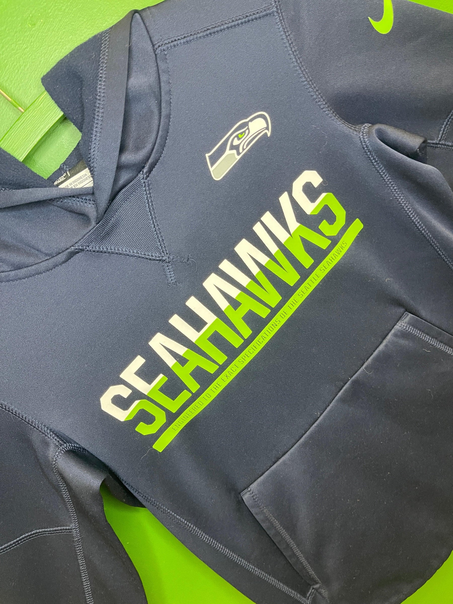 NFL Seattle Seahawks Insulated Pullover Hoodie Sweatshirt Youth Small 8