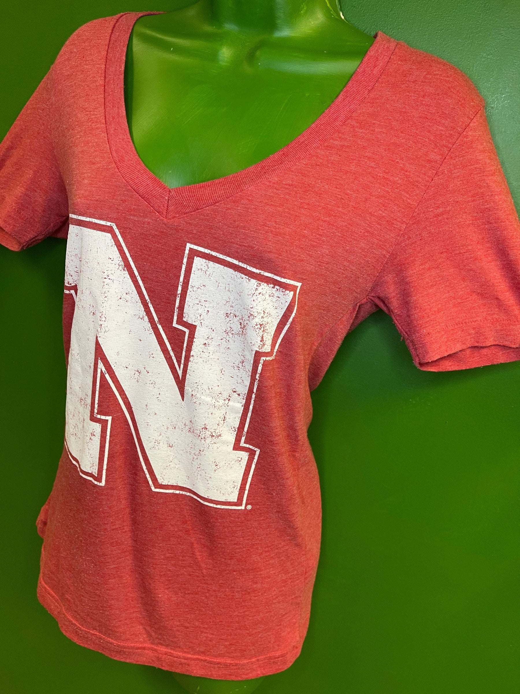 NCAA Nebraska Cornhuskers Heathered Red T-Shirt Women's Medium