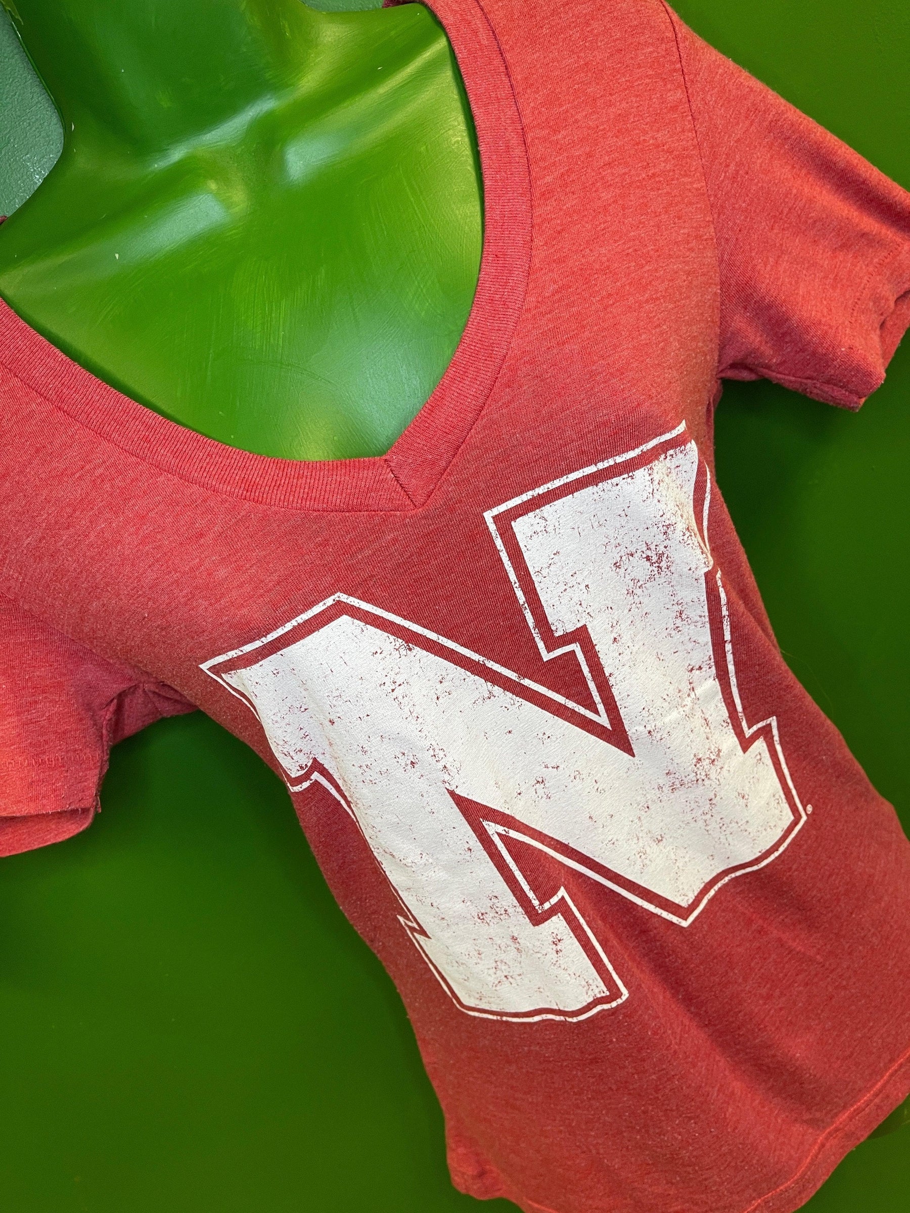 NCAA Nebraska Cornhuskers Heathered Red T-Shirt Women's Medium