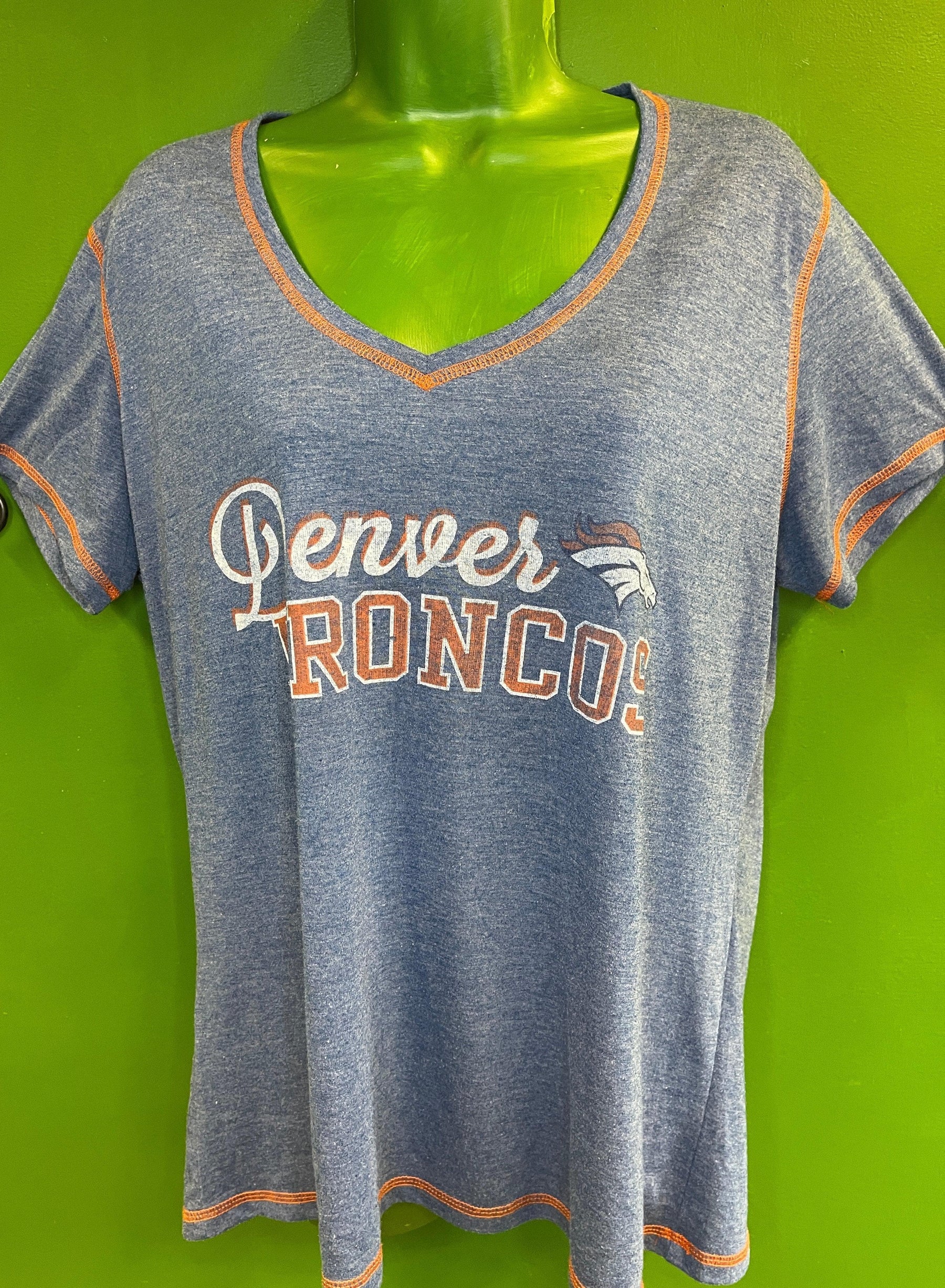 NFL Denver Broncos Weathered V-Neck T-Shirt Women's X-Large